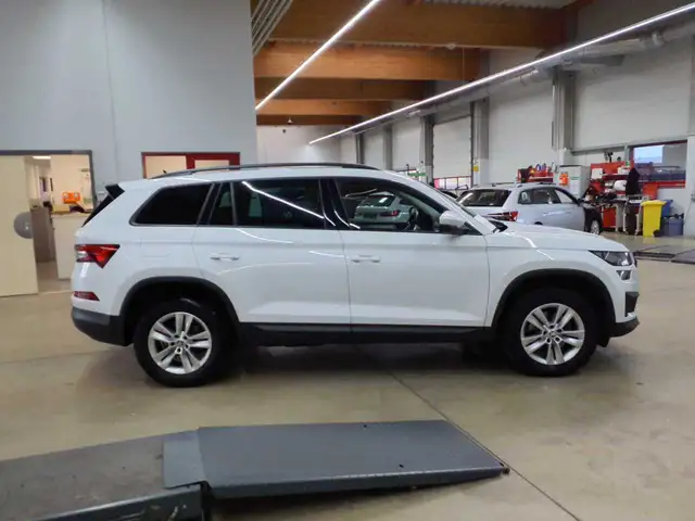 Skoda Kodiaq view 4