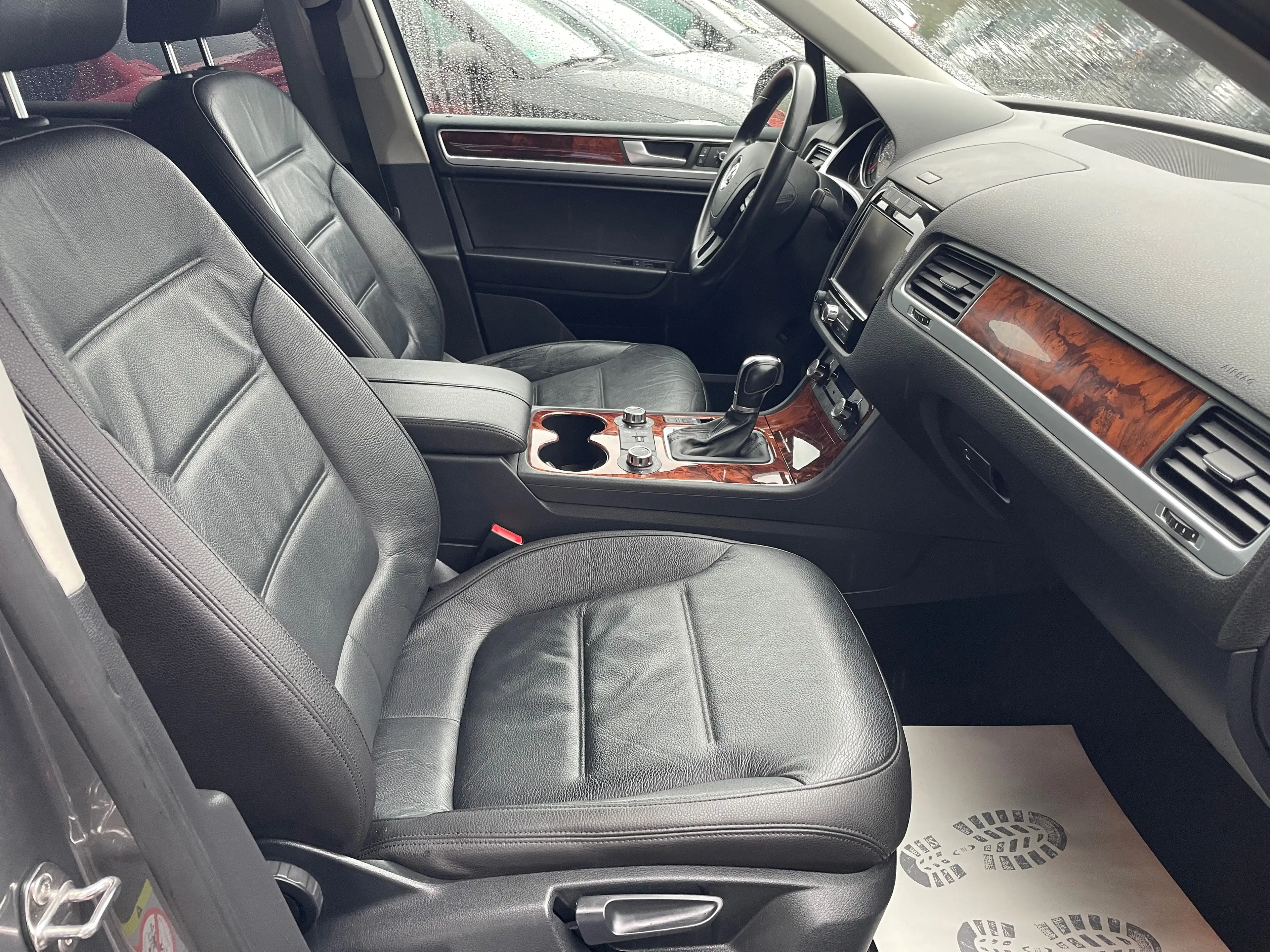 Volkswagen Touareg V6 TDI BMT 4 Matic 360 Cam. AHK Standheizung — photo 9