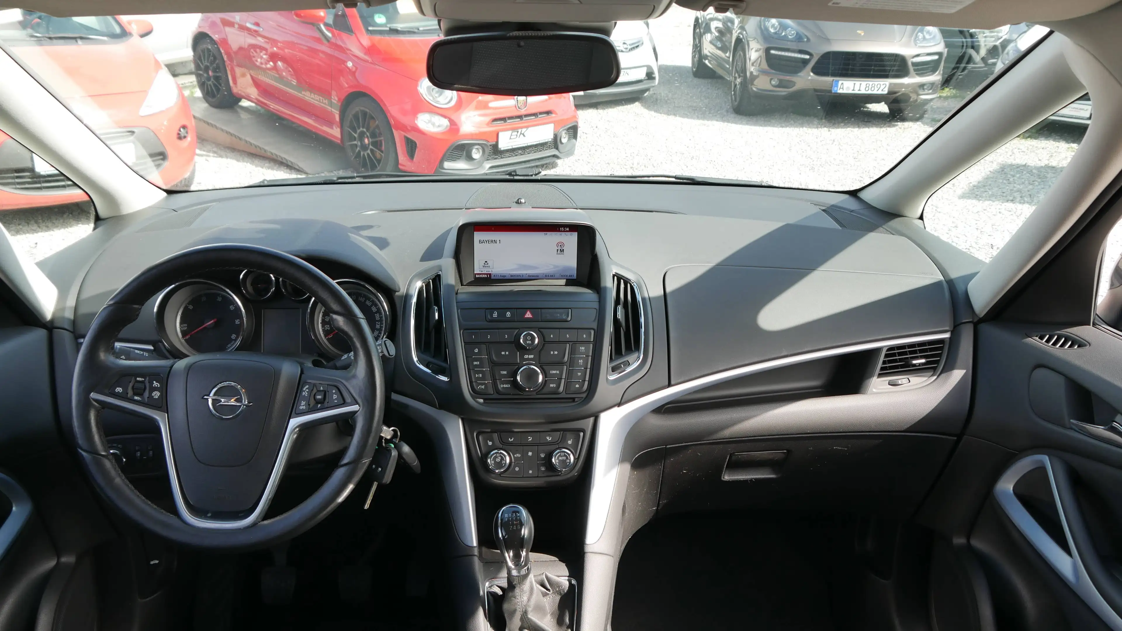 Opel Zafira Tourer Euro 6 Scheckhefgepflegt 2. Hand Fahrradträger Standheiz. Klima Tempomat — photo 11