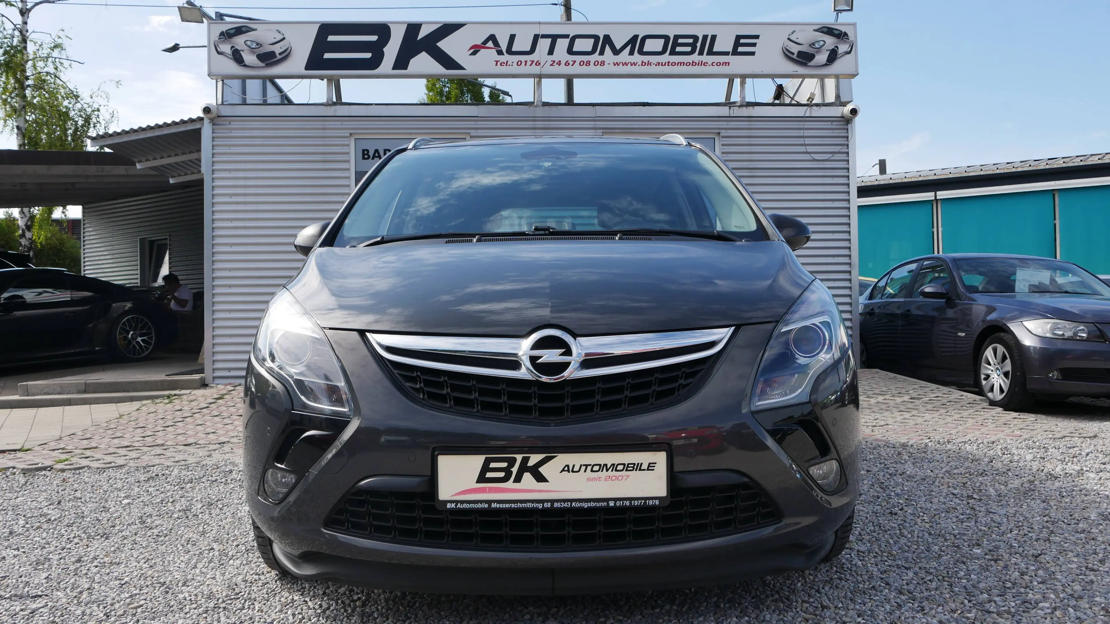 Opel Zafira Tourer Euro 6 Scheckhefgepflegt 2. Hand Fahrradträger Standheiz. Klima Tempomat — photo 9
