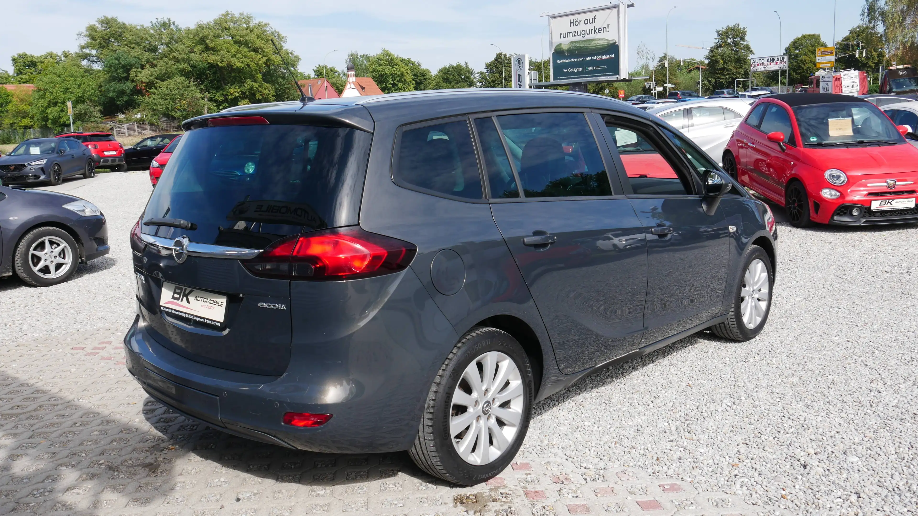 Opel Zafira Tourer Euro 6 Scheckhefgepflegt 2. Hand Fahrradträger Standheiz. Klima Tempomat — photo 3