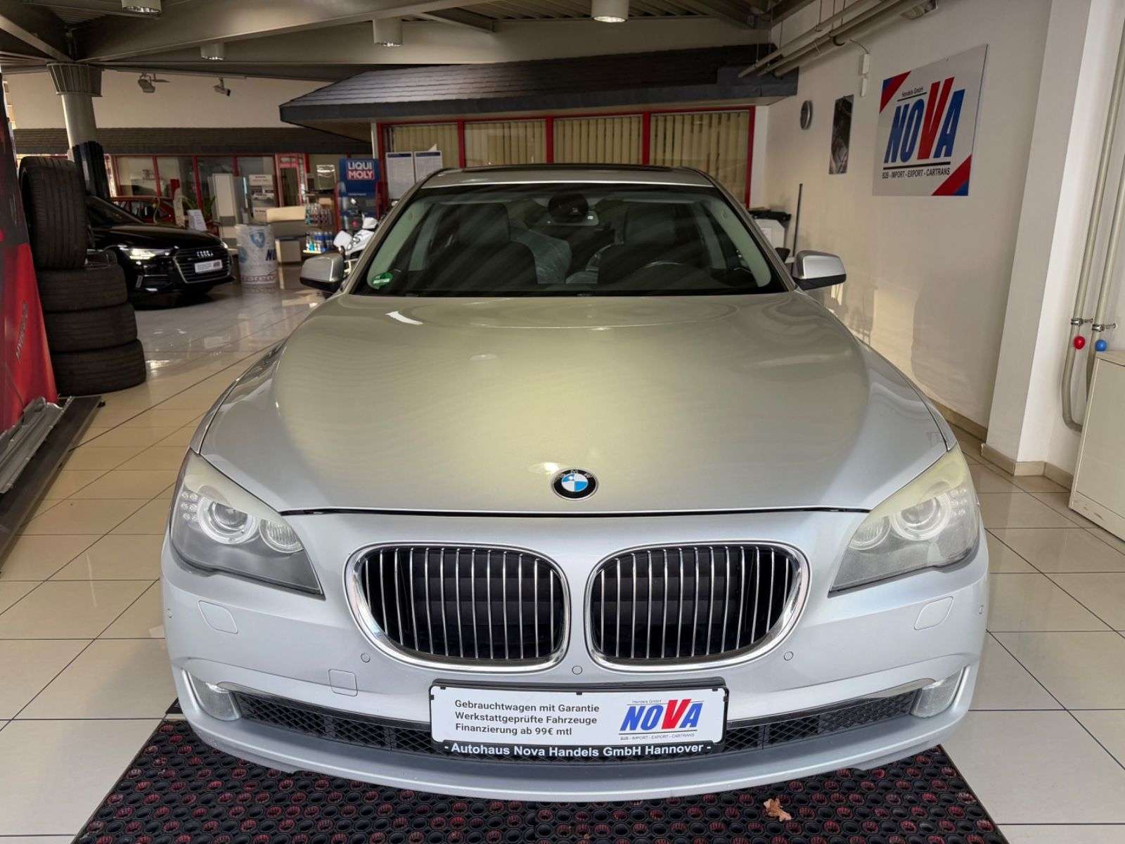 BMW 740