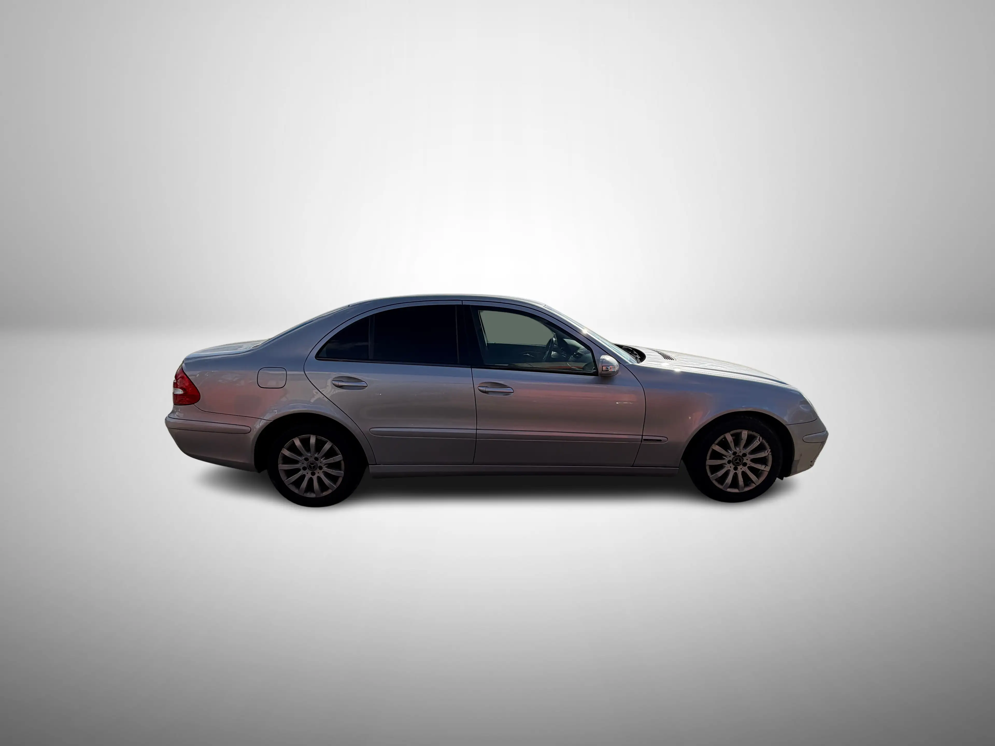 Mercedes-Benz E 220 E 220 CDI (211.006) — photo 4