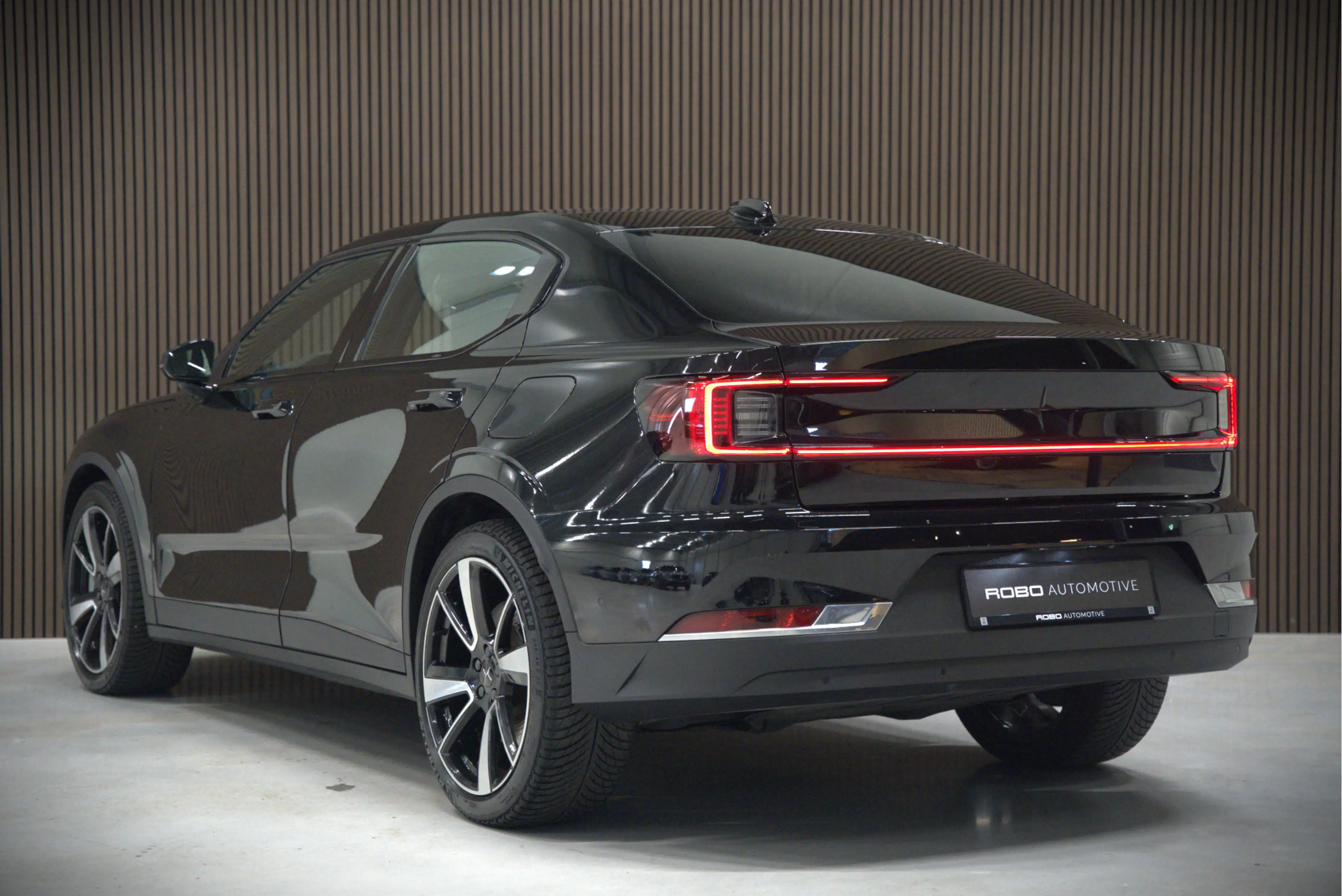 Polestar 2 Long Range Dual Motor Launch Edition 78kWh | Panor — photo 7