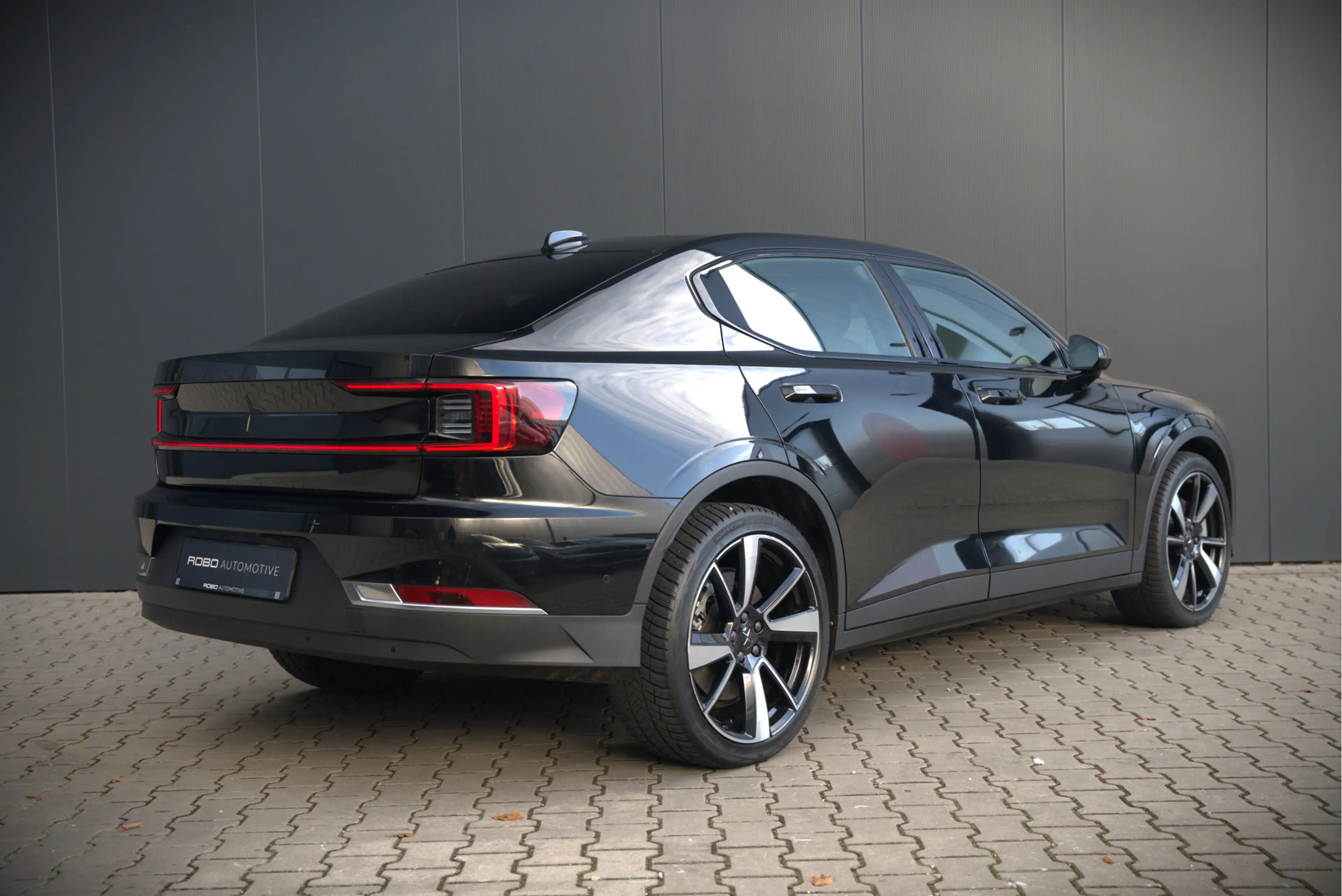 Polestar 2 Long Range Dual Motor Launch Edition 78kWh | Panor — photo 2