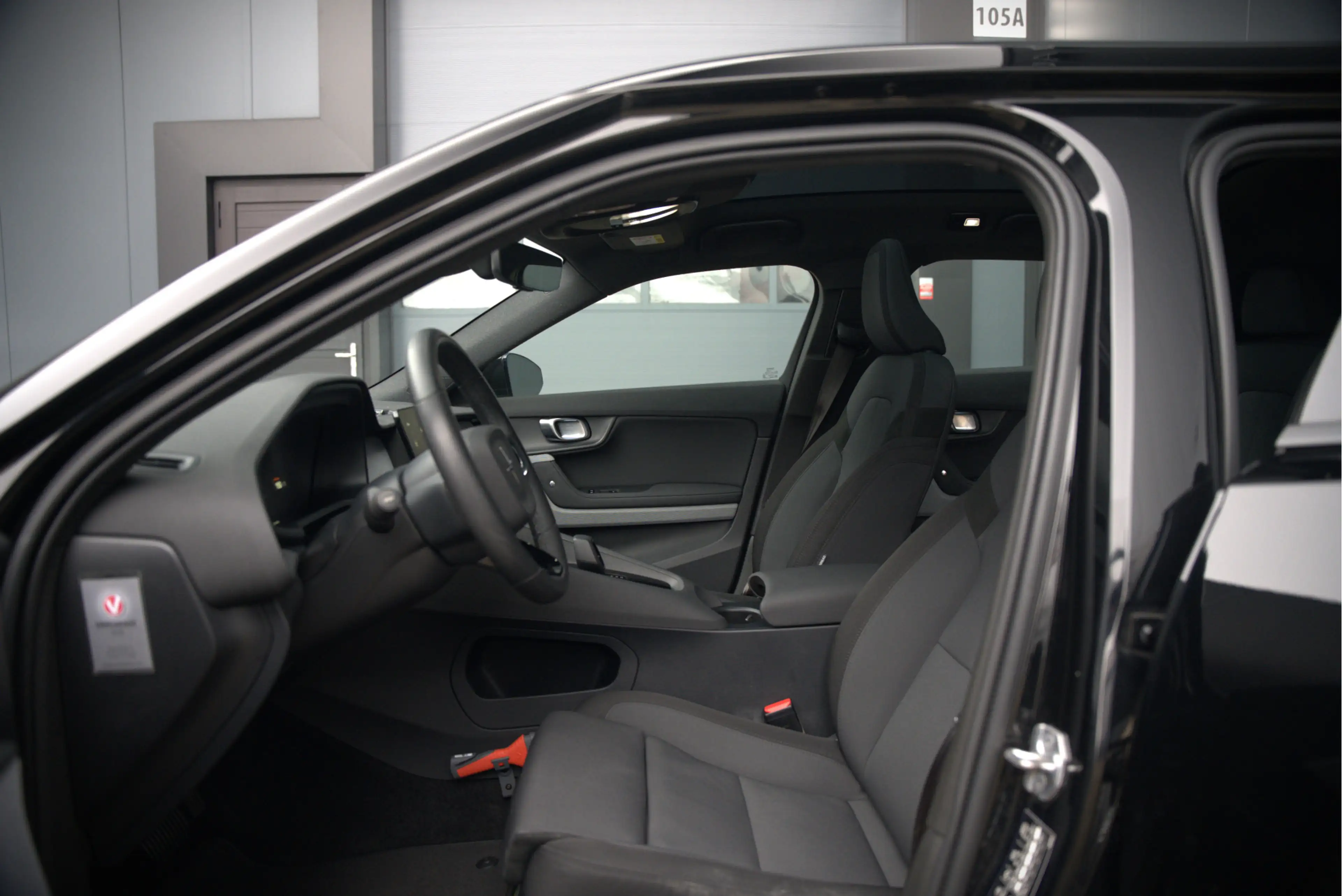 Polestar 2 Long Range Dual Motor Launch Edition 78kWh | Panor — photo 23