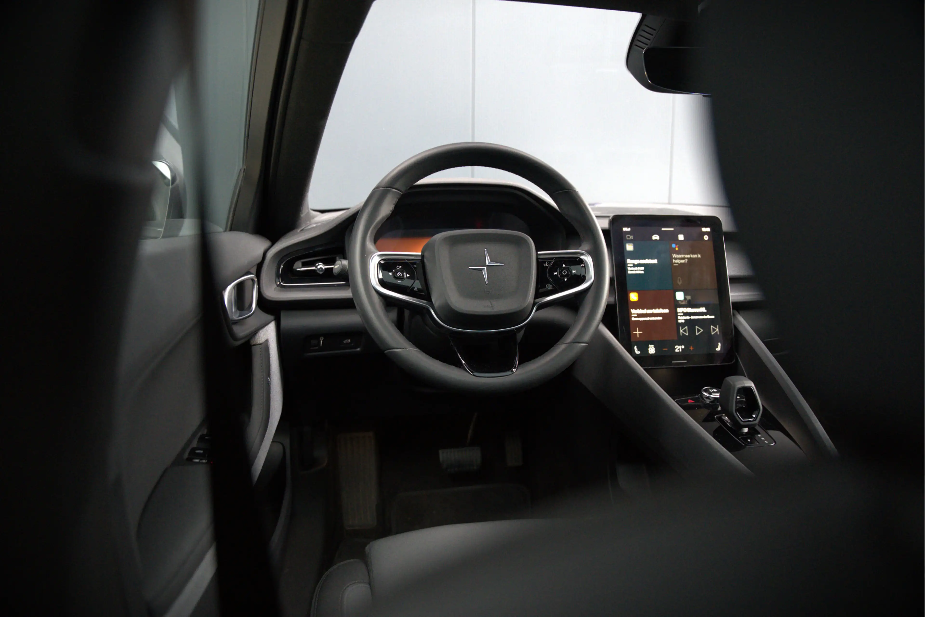 Polestar 2 Long Range Dual Motor Launch Edition 78kWh | Panor — photo 22