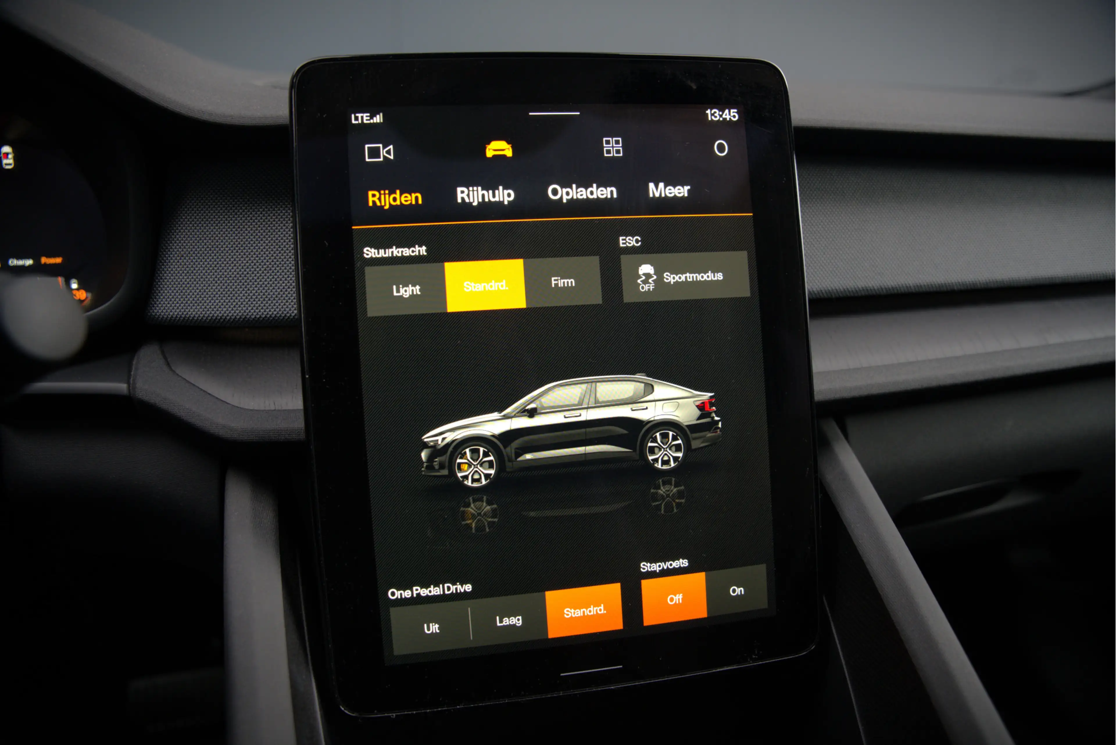 Polestar 2 Long Range Dual Motor Launch Edition 78kWh | Panor — photo 36