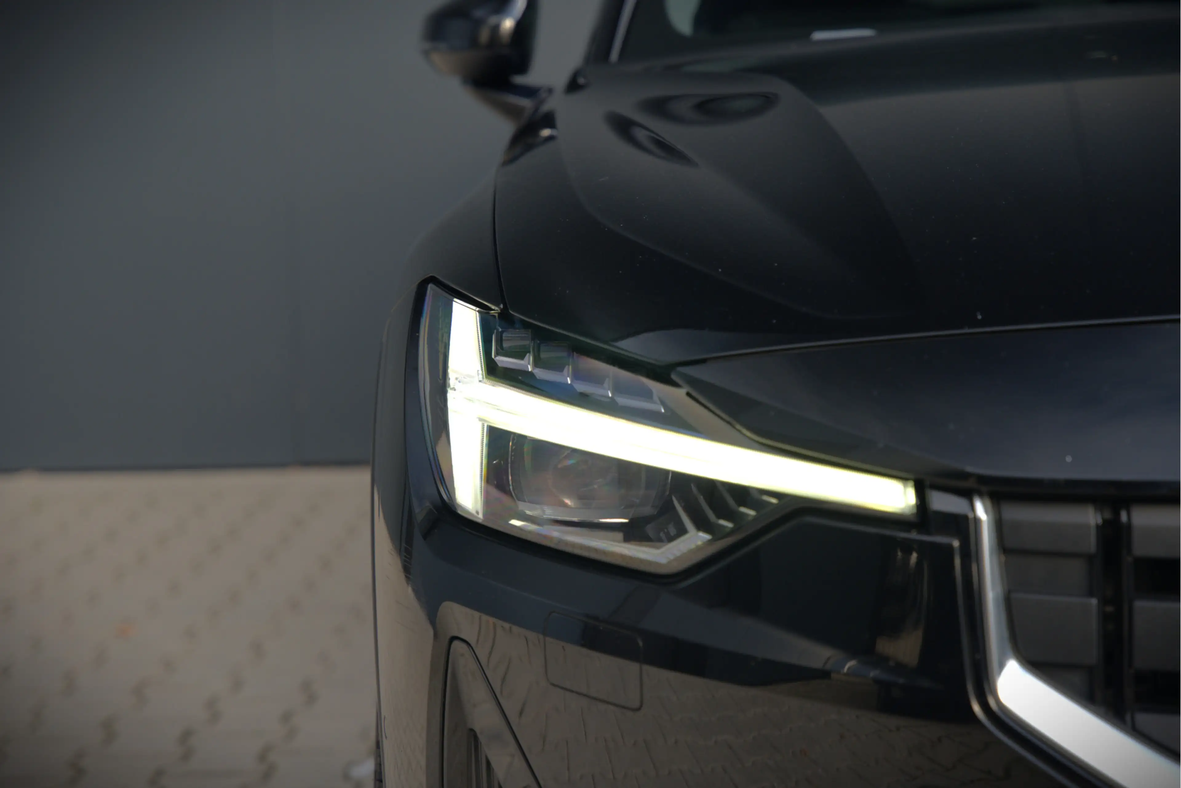 Polestar 2 Long Range Dual Motor Launch Edition 78kWh | Panor — photo 11