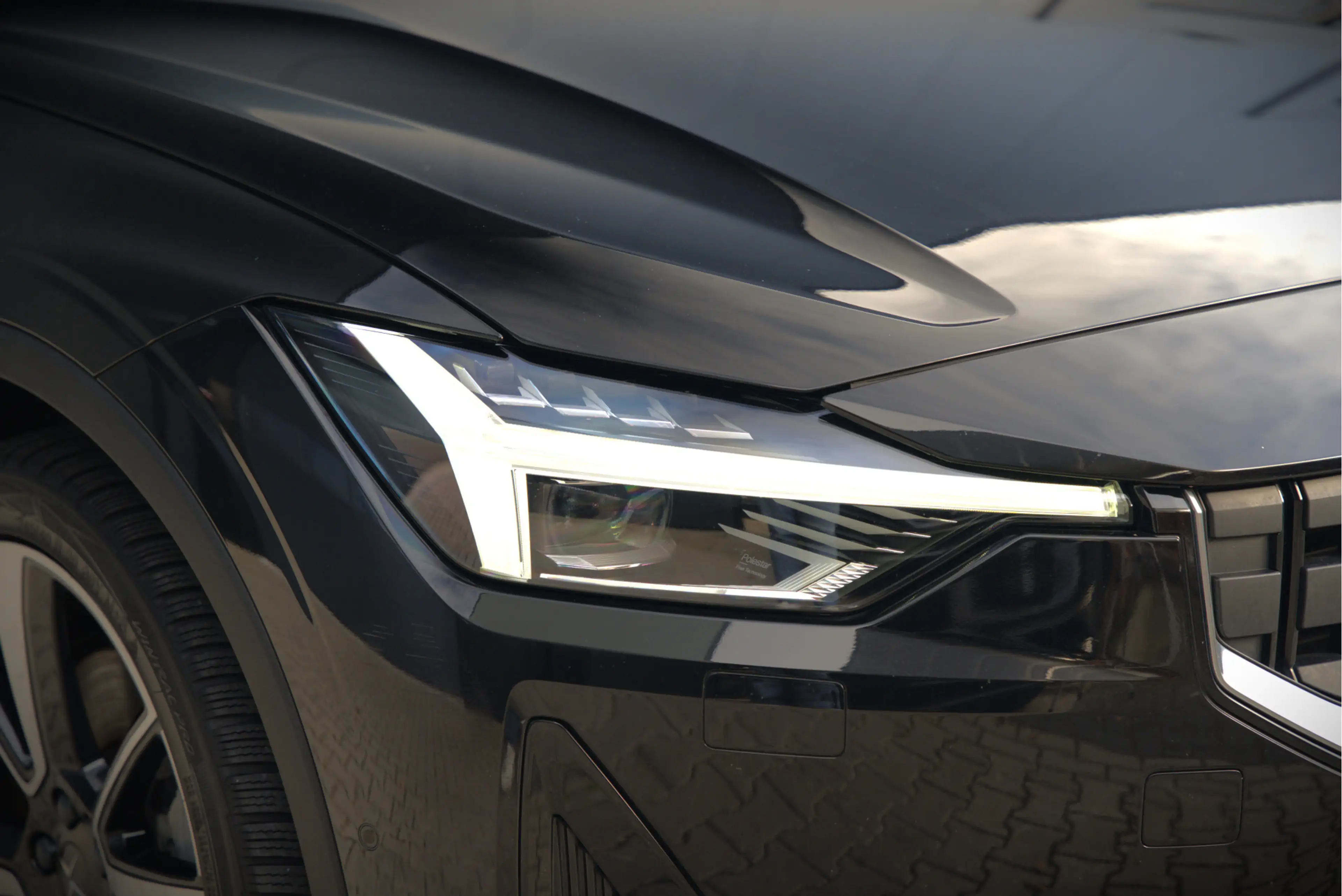 Polestar 2 Long Range Dual Motor Launch Edition 78kWh | Panor — photo 12