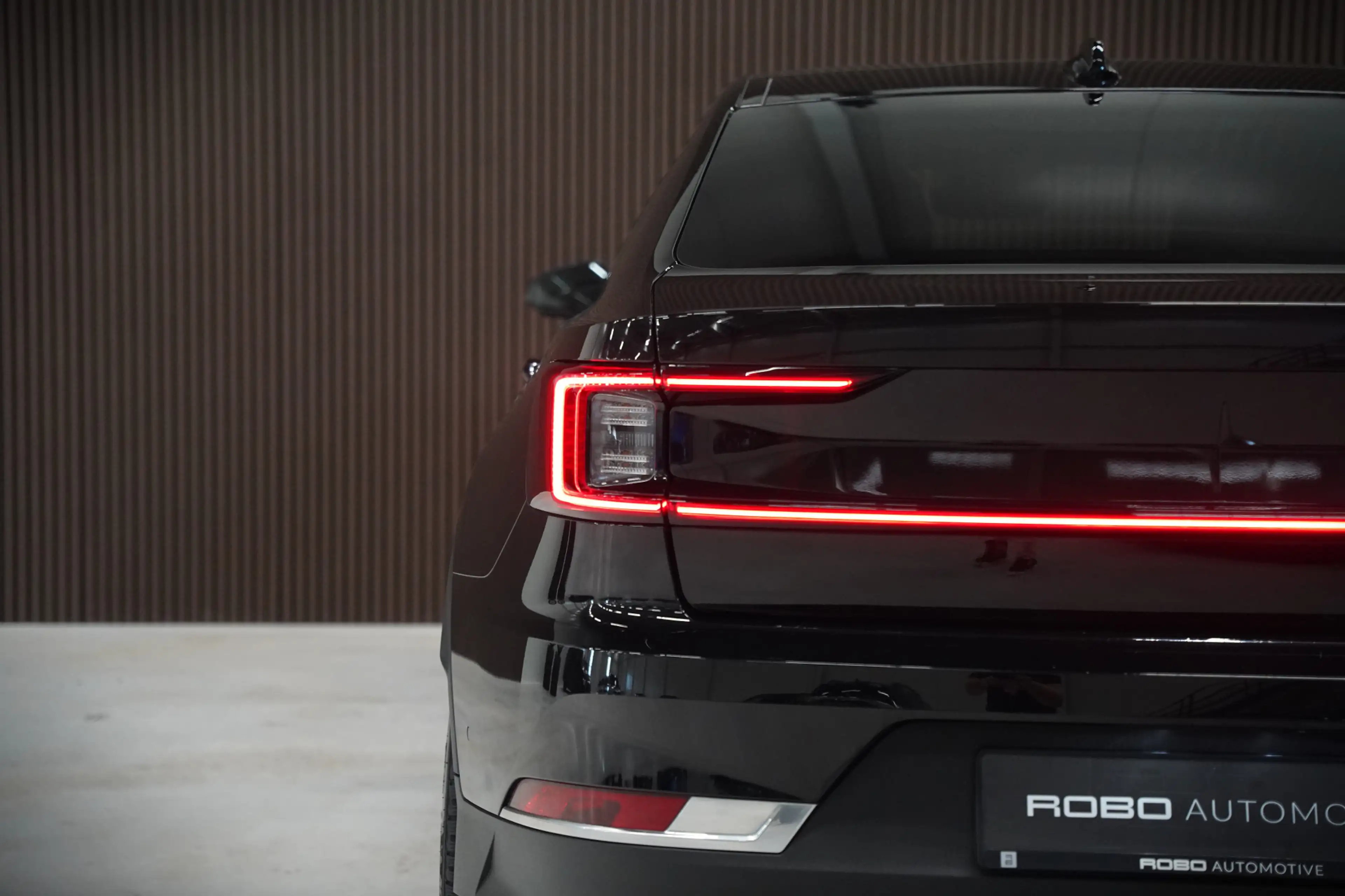 Polestar 2 Long Range Dual Motor Launch Edition 78kWh | Panor — photo 17