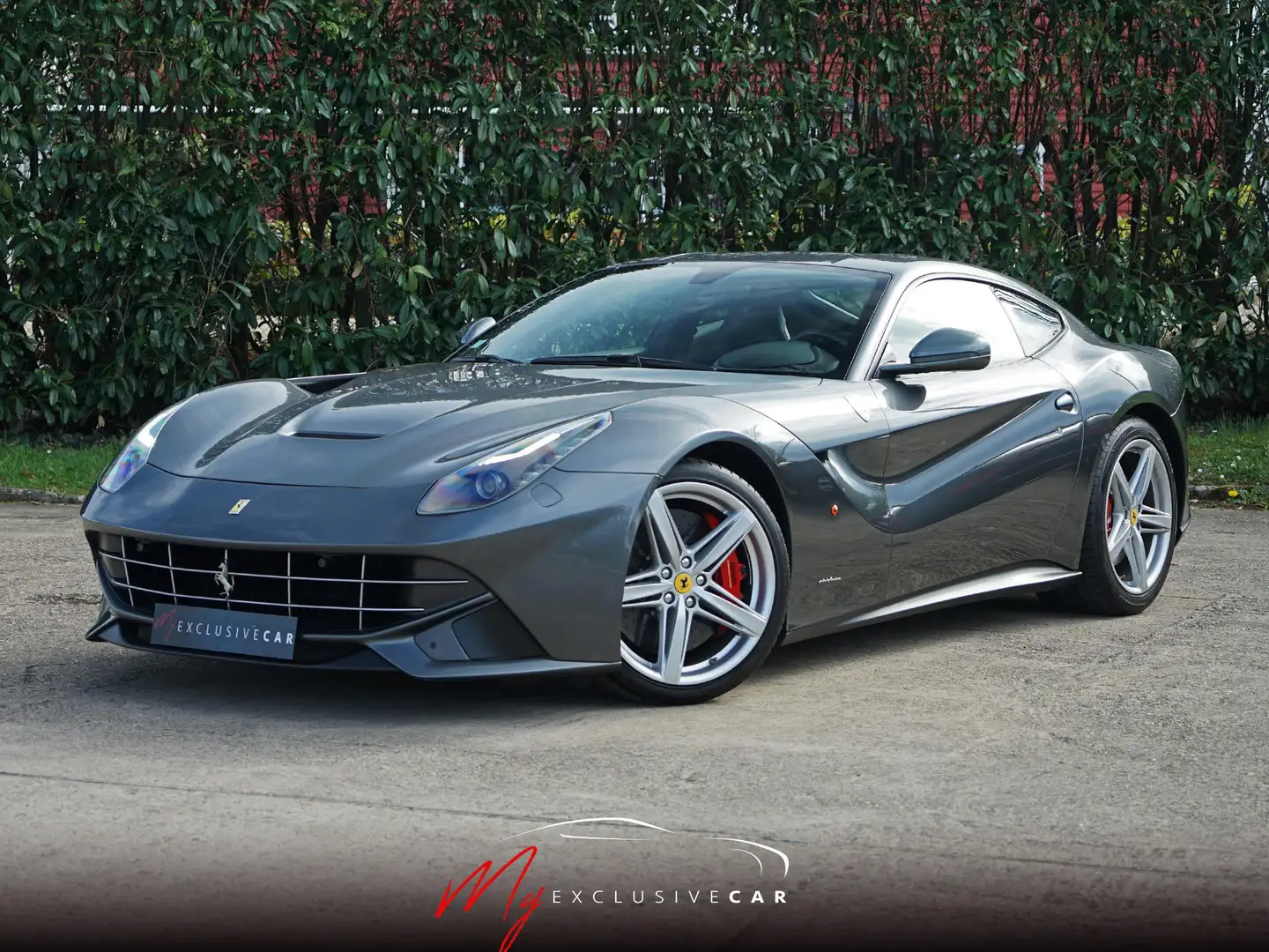 Ferrari F12 Berlinetta V12 - Entretien 2025 - 4 pneus neufs Gris - 1