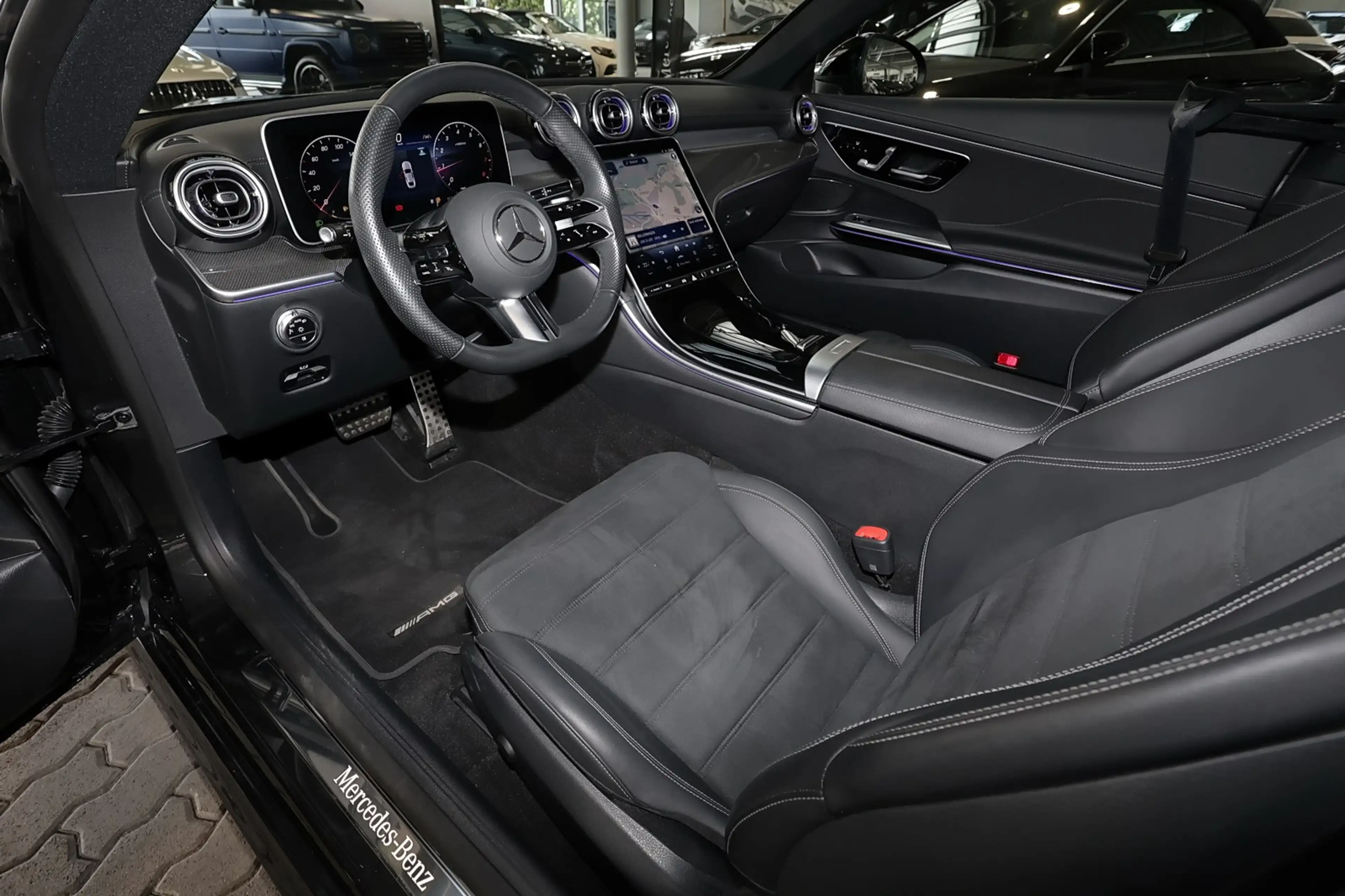 Mercedes-Benz CLE 200 Coupé AMG PANO+AHK+NIGHT+19"+MEMORY — photo 10