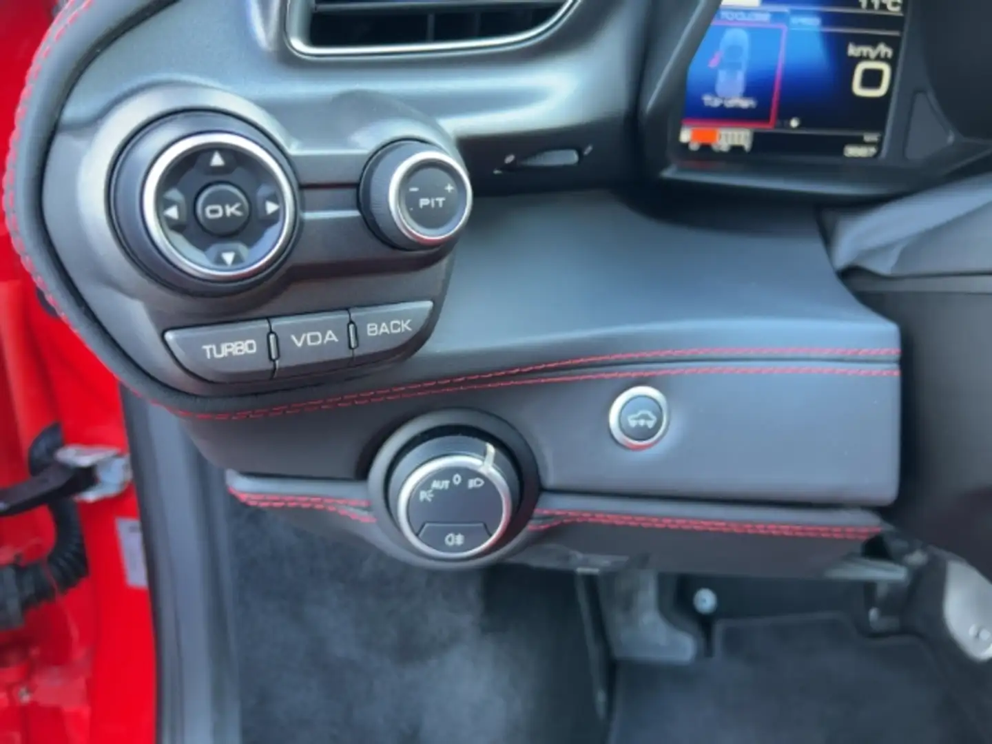 Ferrari 488 1 of 1 Racing Seat/Lift/Goldveredelung Rot - 2