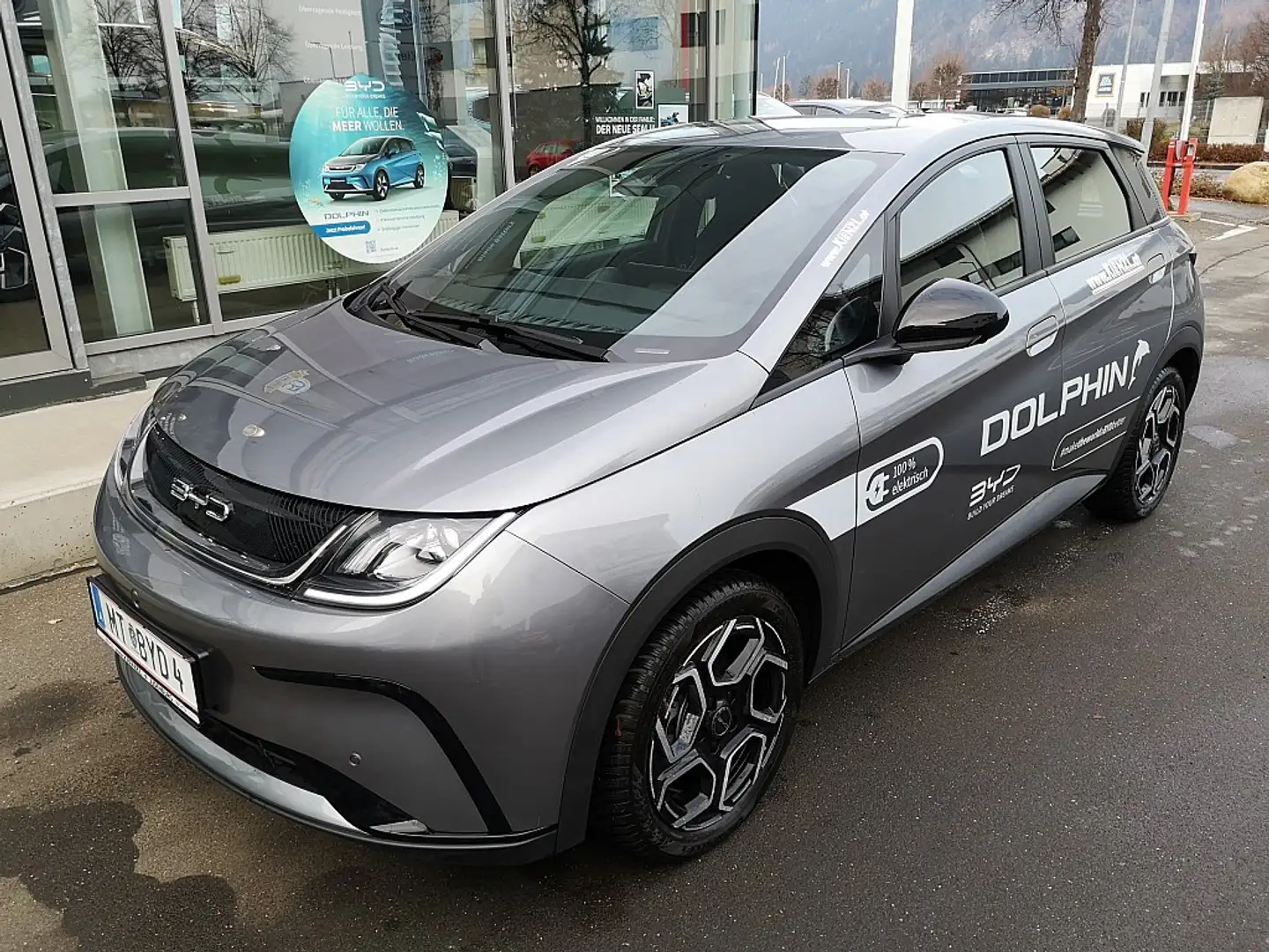 BYD Dolphin 60,4 kWh Comfort Österreich Paket Gris - 1