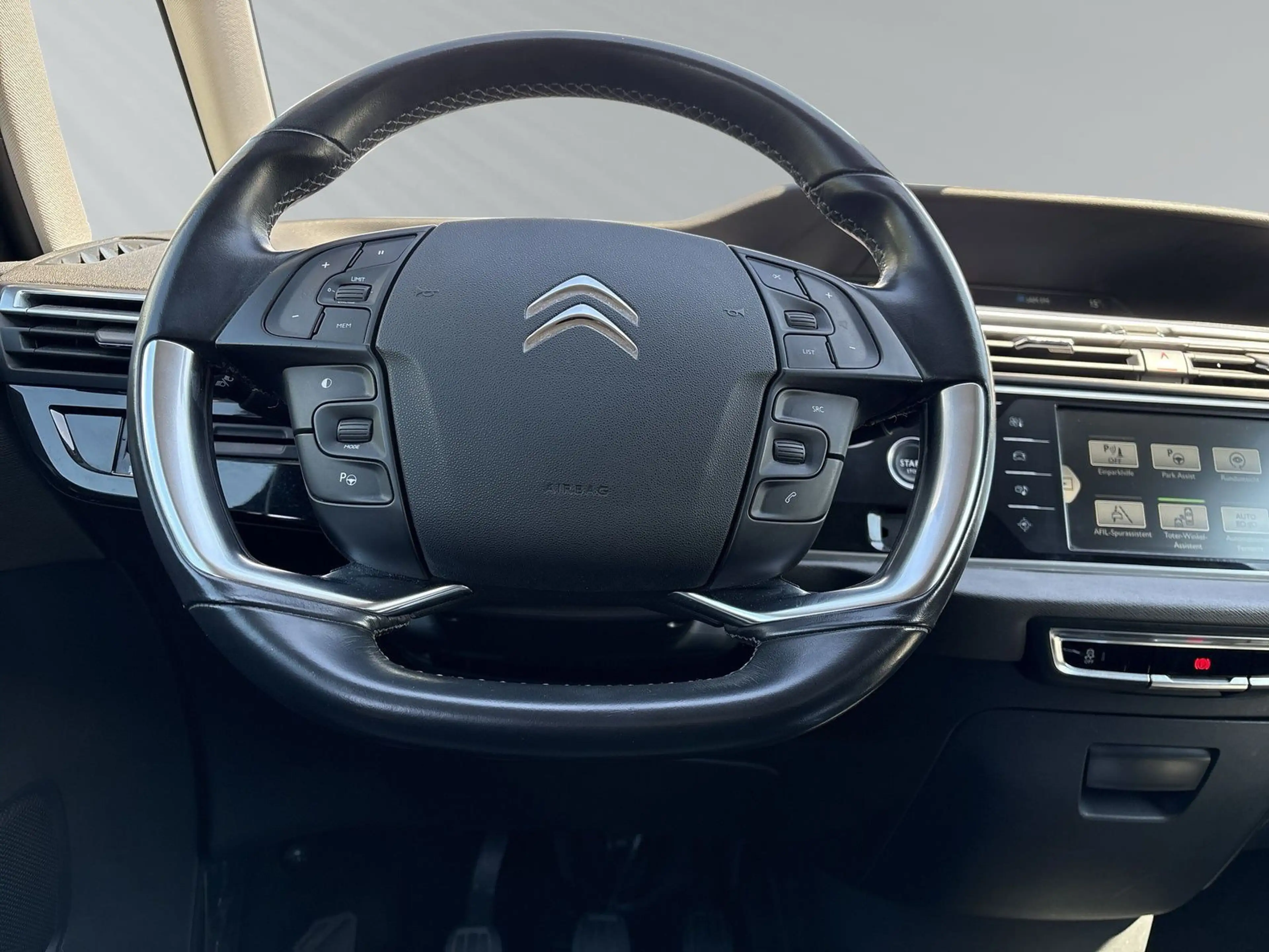 Citroen C4 Picasso C4 PICASSO +SHZ+NAVI+KAMERA+PDC+TOTWINKEL+SPUR++ — photo 11