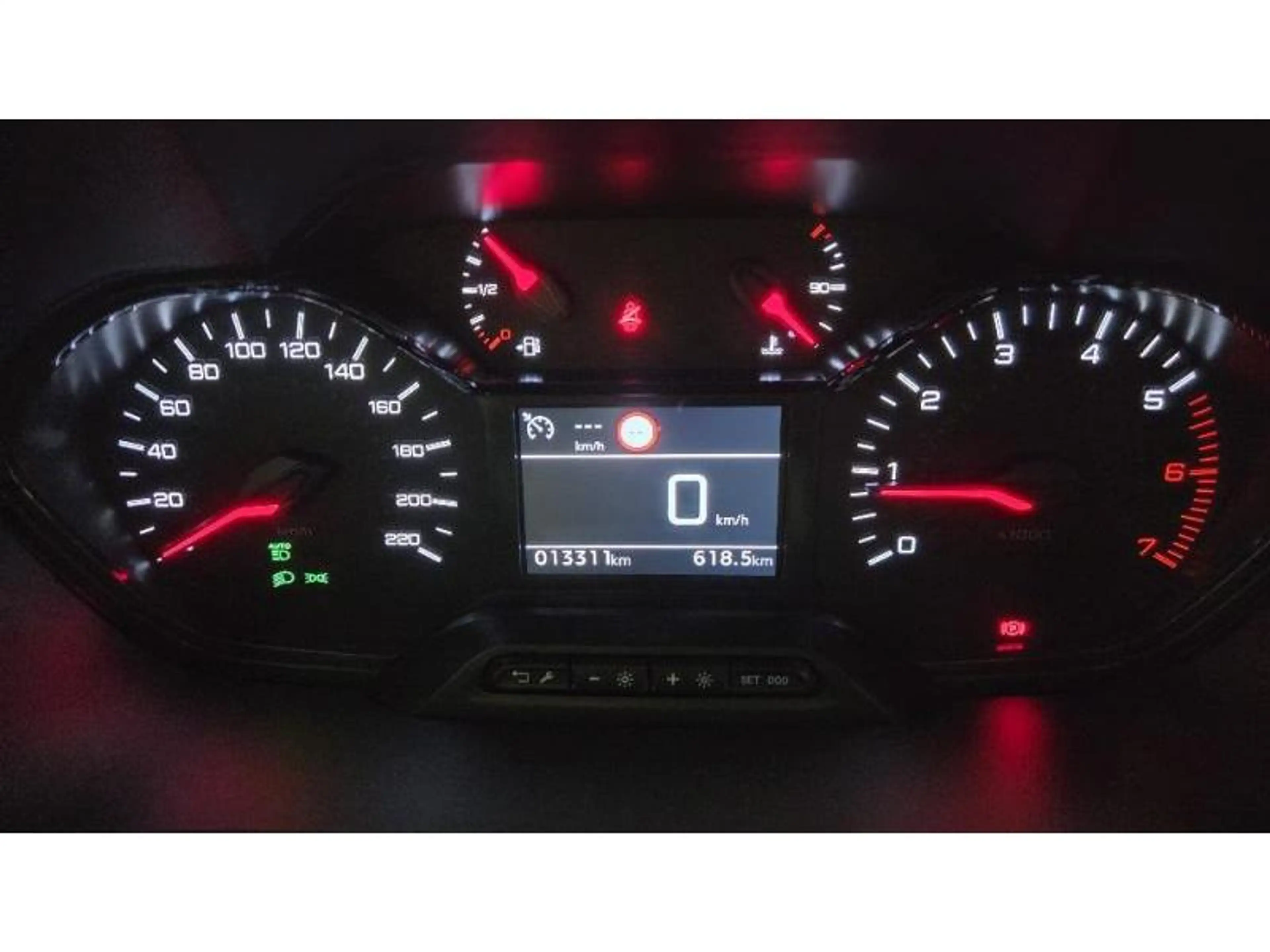 Peugeot Partner Premium — photo 4