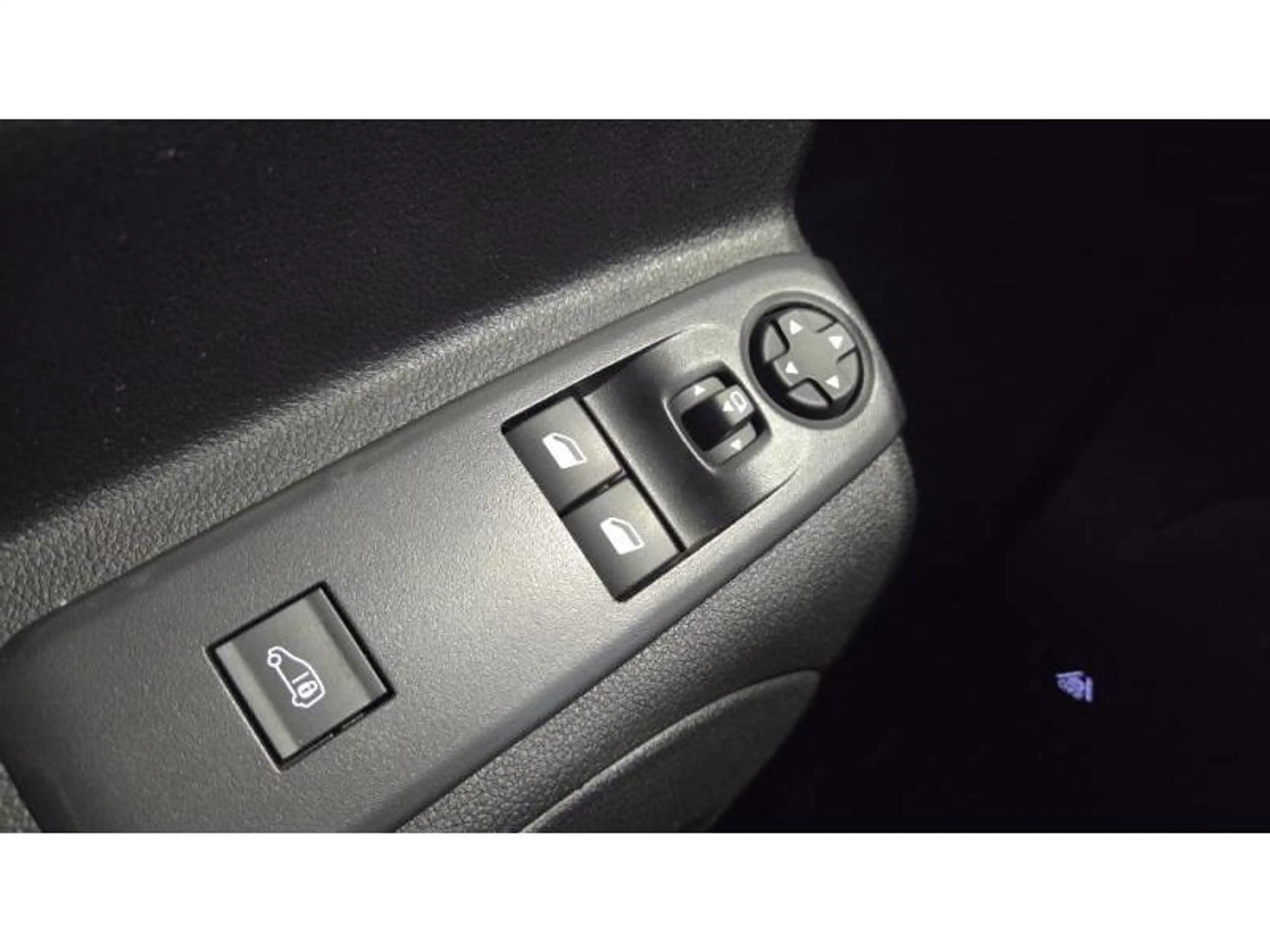Peugeot Partner Premium — photo 6