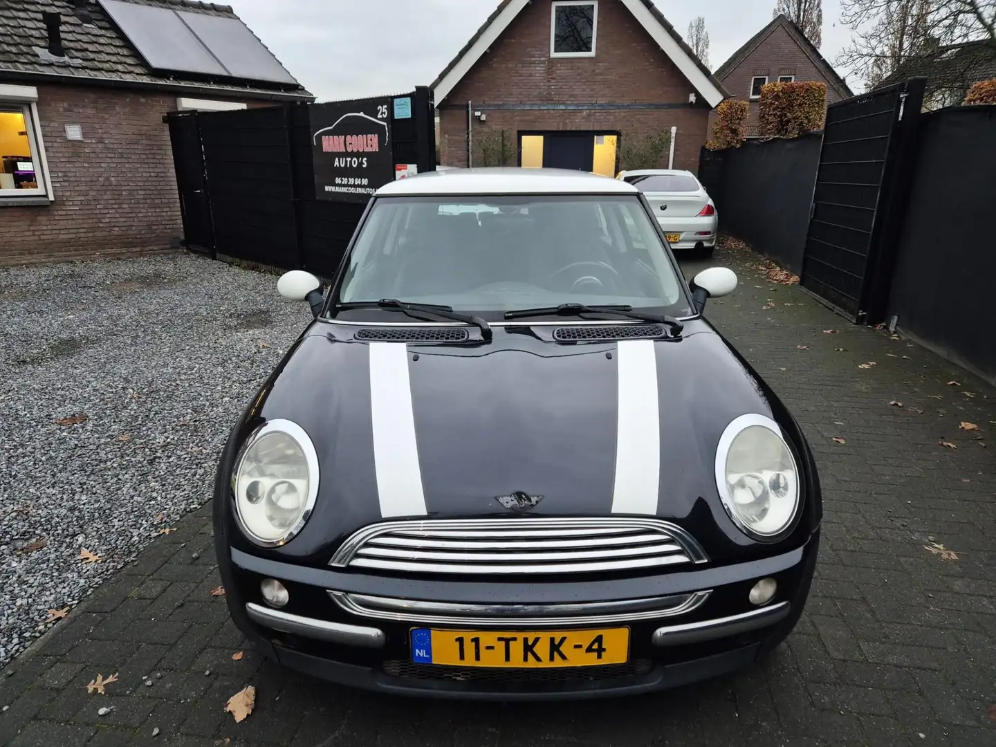 MINI Cooper Mini 1.6 Pepper Schwarz - 2