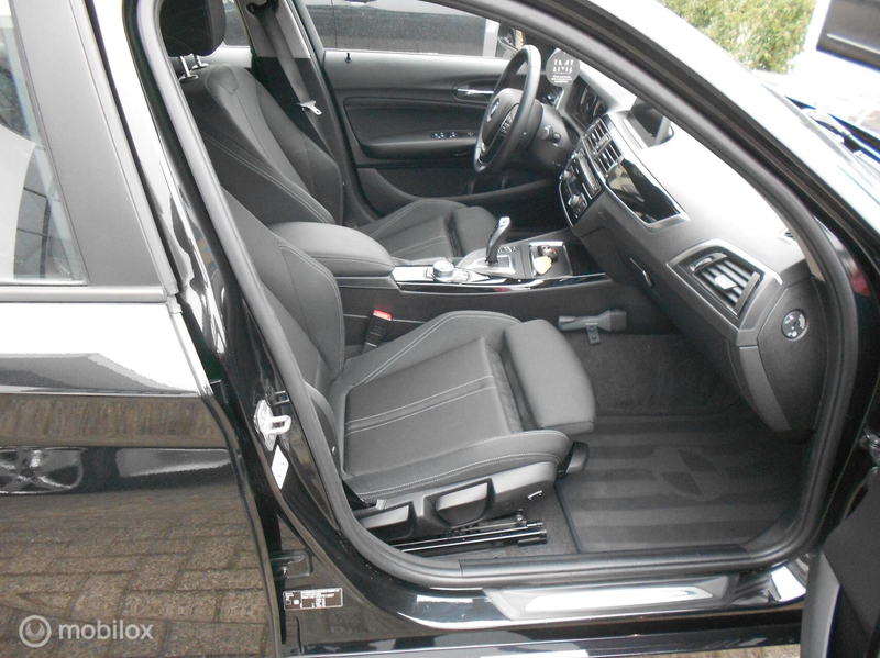 BMW 118 1-serie 118i Executive Automaat — photo 13