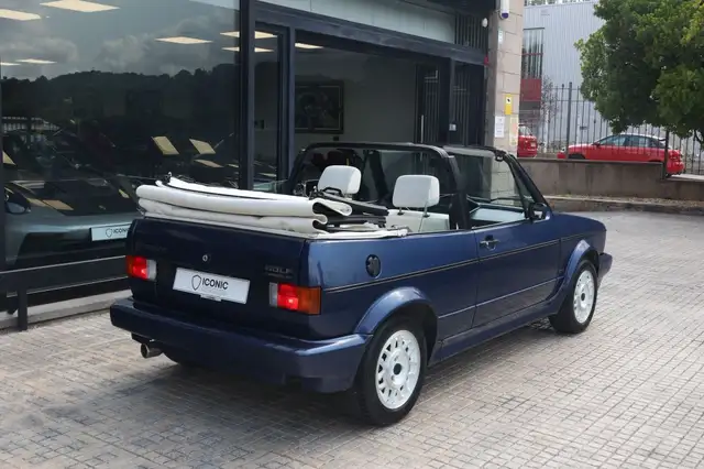 Volkswagen Golf view 6