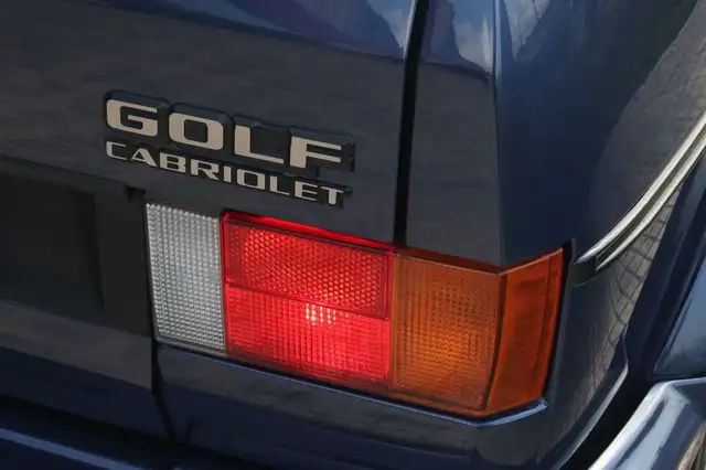 Volkswagen Golf view 8