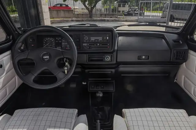 Volkswagen Golf view 15