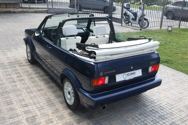 Volkswagen Golf view 9
