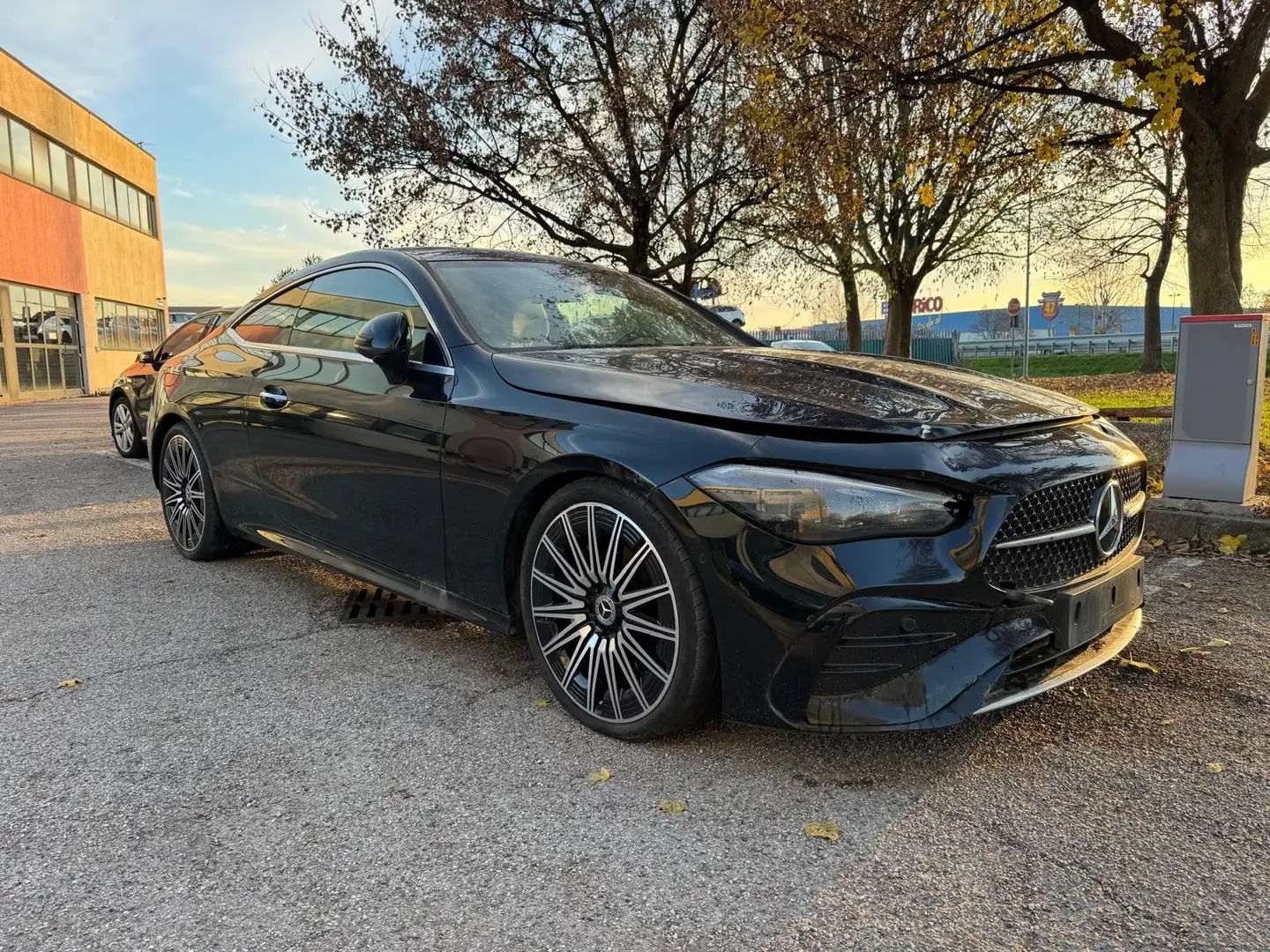 Mercedes-Benz CLE 220 CLE Coupe 220 d AMG Line Premium auto Zwart - 1