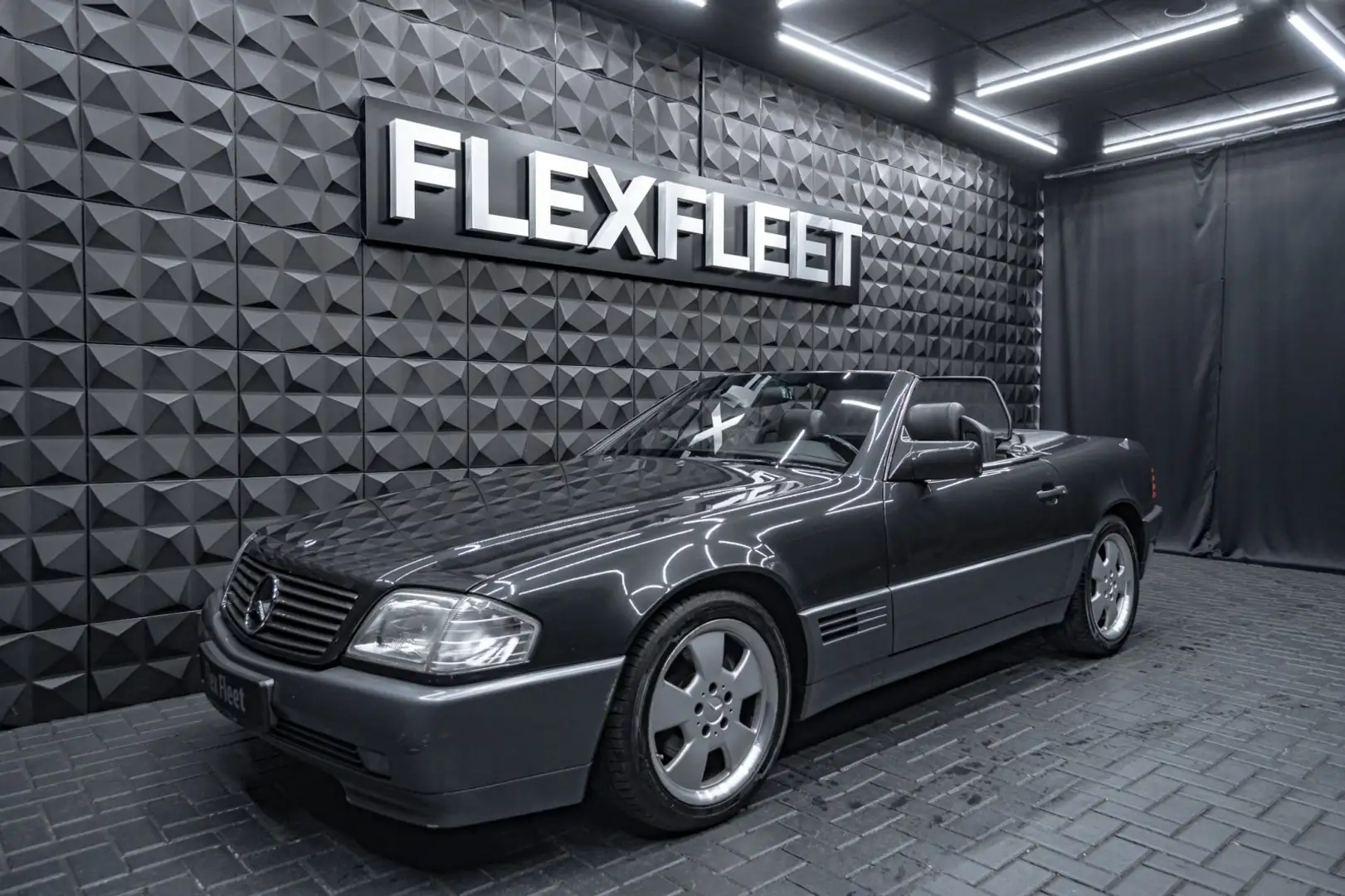 Mercedes-Benz SL 300 Automatik BRD Grau - 2