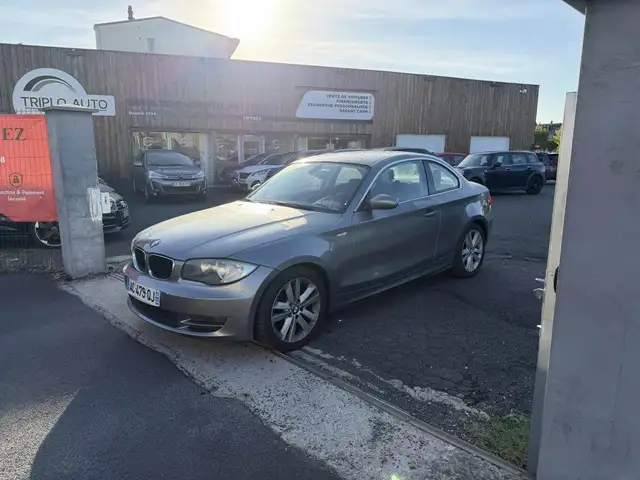 BMW 120 120d - 177 Coupé E82 Excellis clim + radar AR