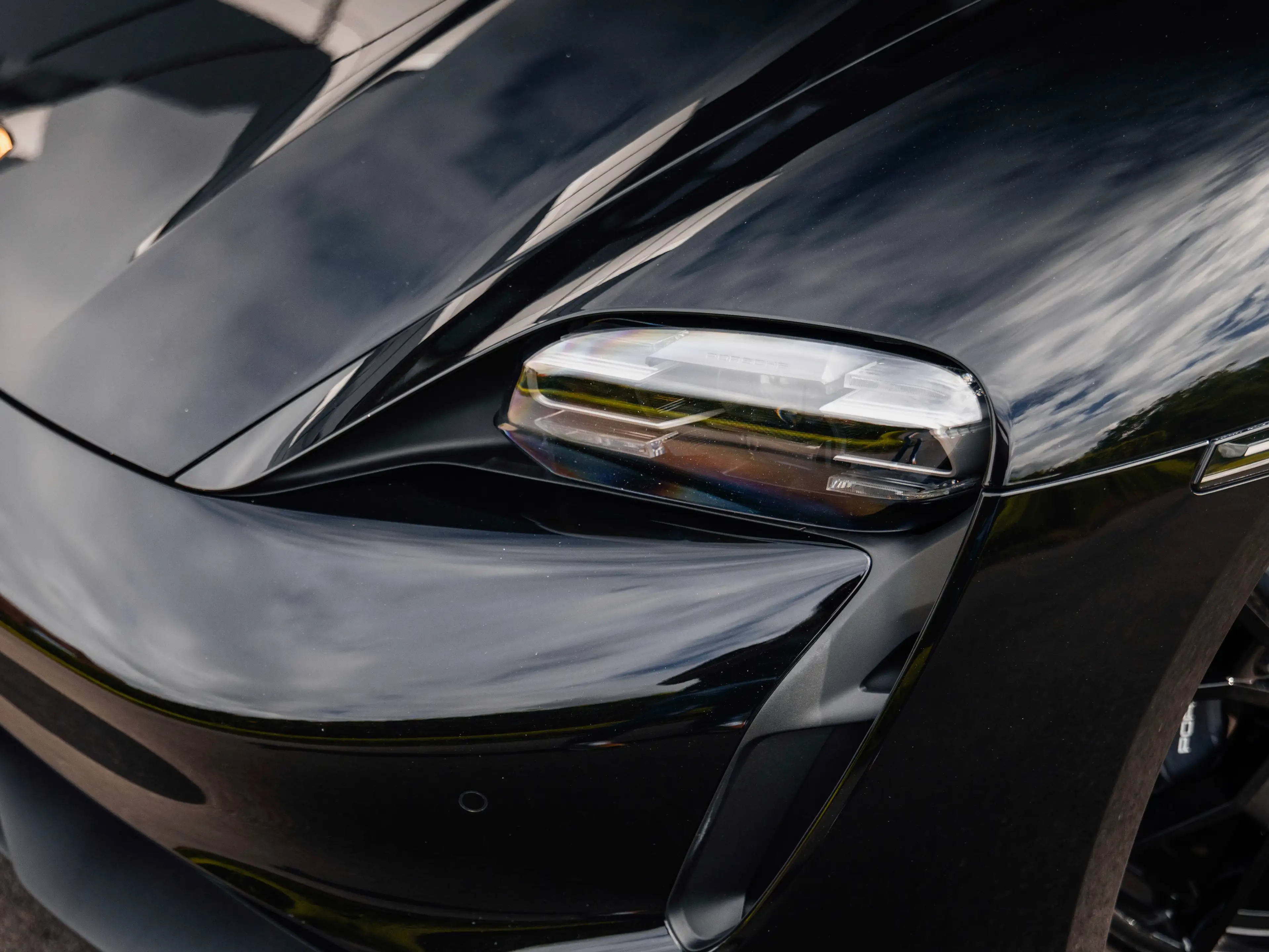 Porsche Taycan Taycan Sport Turismo 93.4 kWh | Approved — photo 10