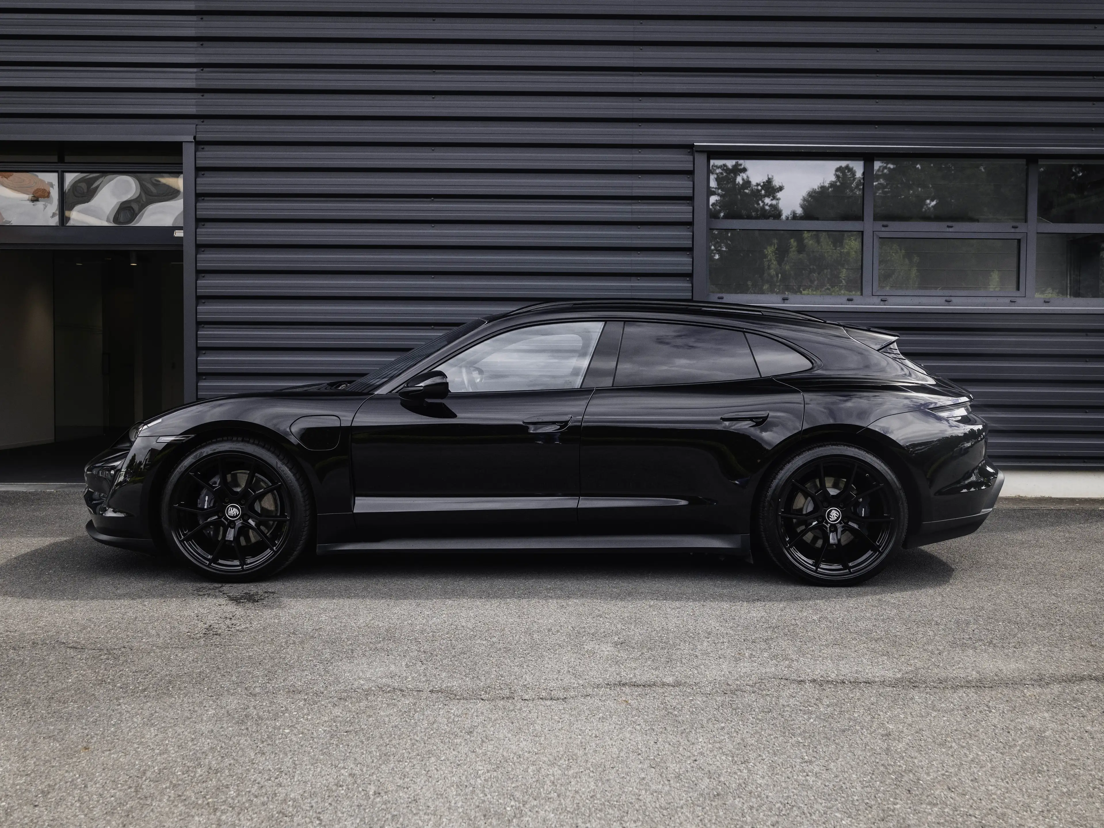 Porsche Taycan Taycan Sport Turismo 93.4 kWh | Approved — photo 4
