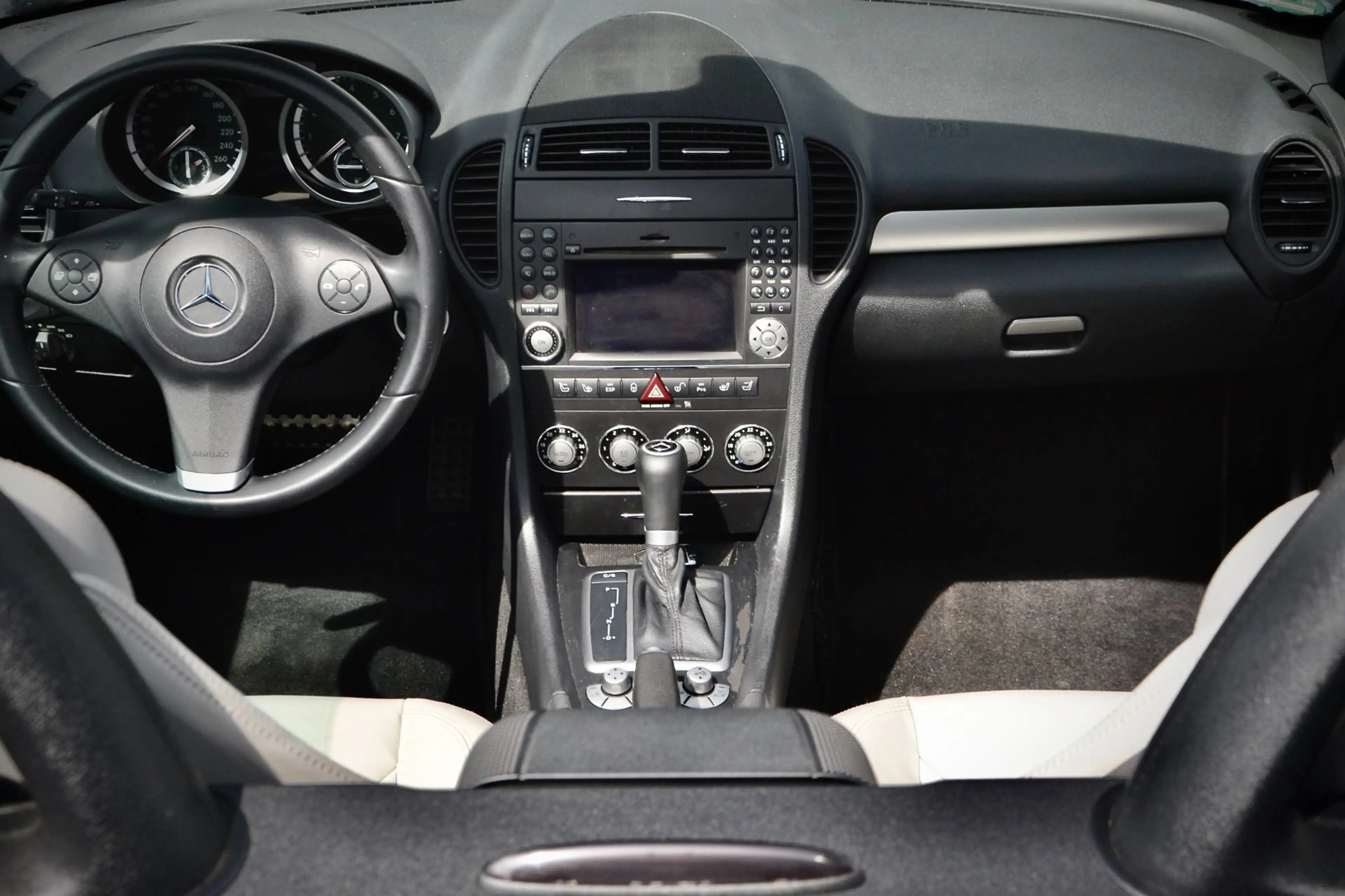 Mercedes-Benz SLK 200 K. Prestige Plus / NL Auto / Automaat / Air Scarf — photo 12