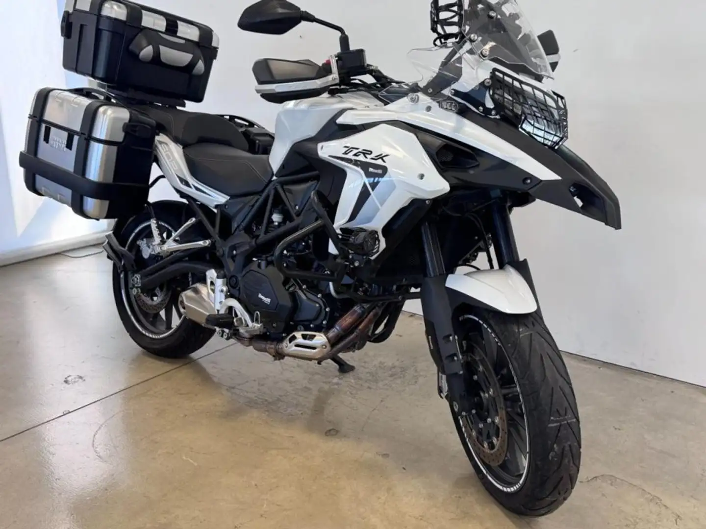 Benelli TRK 502 my 2023 Bianco - 2