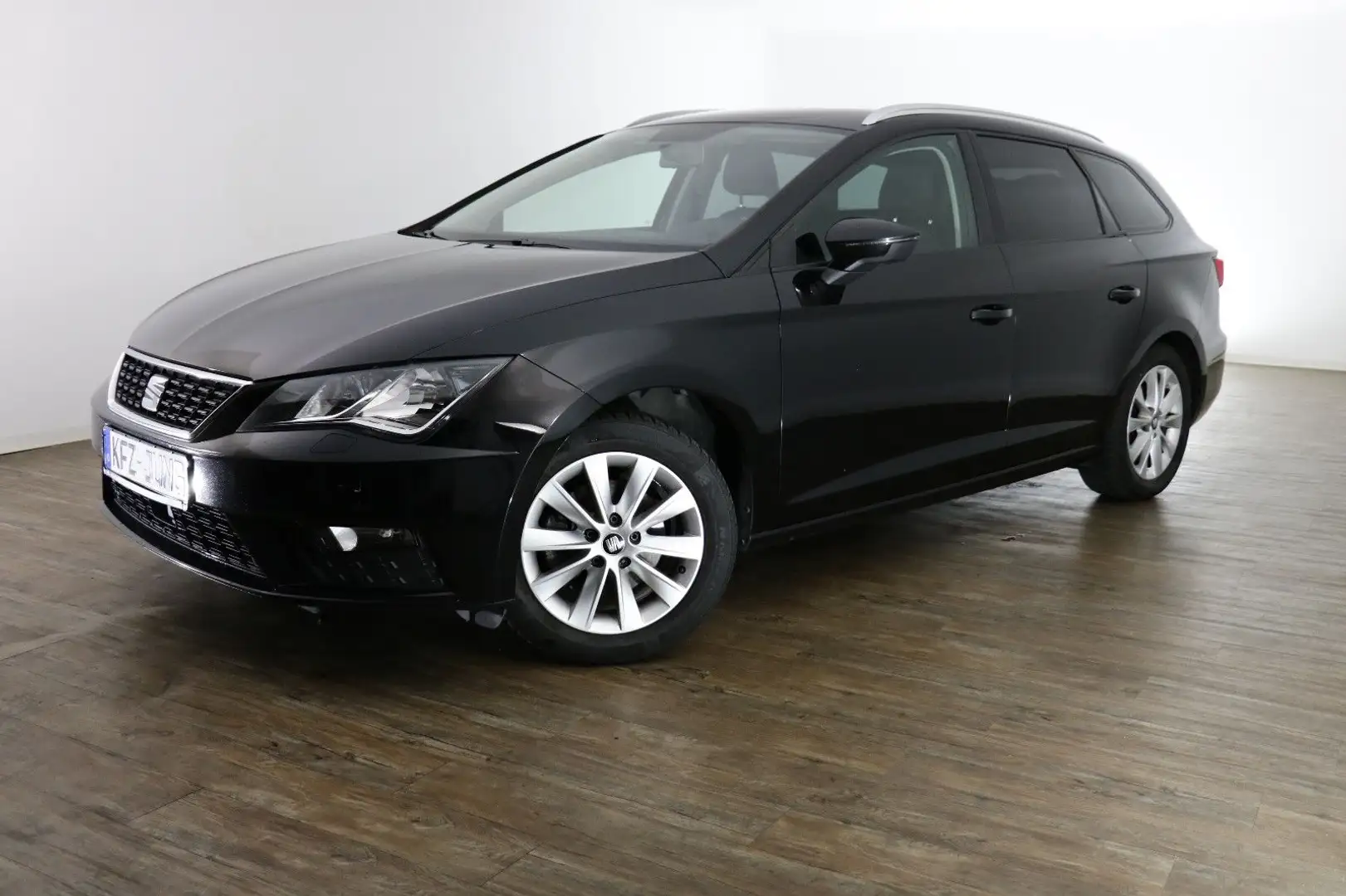 SEAT Leon Leon ST Style *PDC*Winter*HU/AU neu uvm.* Schwarz - 2
