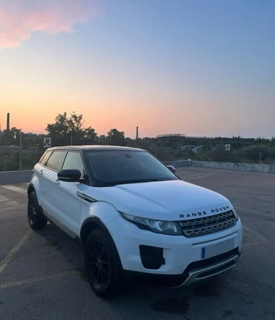 Land Rover Range Rover Evoque 2.2L TD4 Dynamic 4x4 - 1