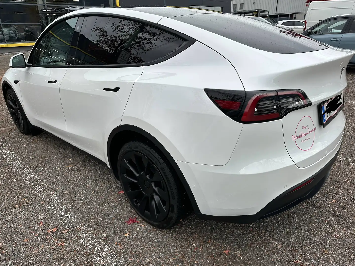 Tesla Model Y Model Y Long Range AWD (NUR B2B) + 20" Alufelgen + Anhängerkupplung + MWST Ausweisbar für Unternehmen Weiß - 2