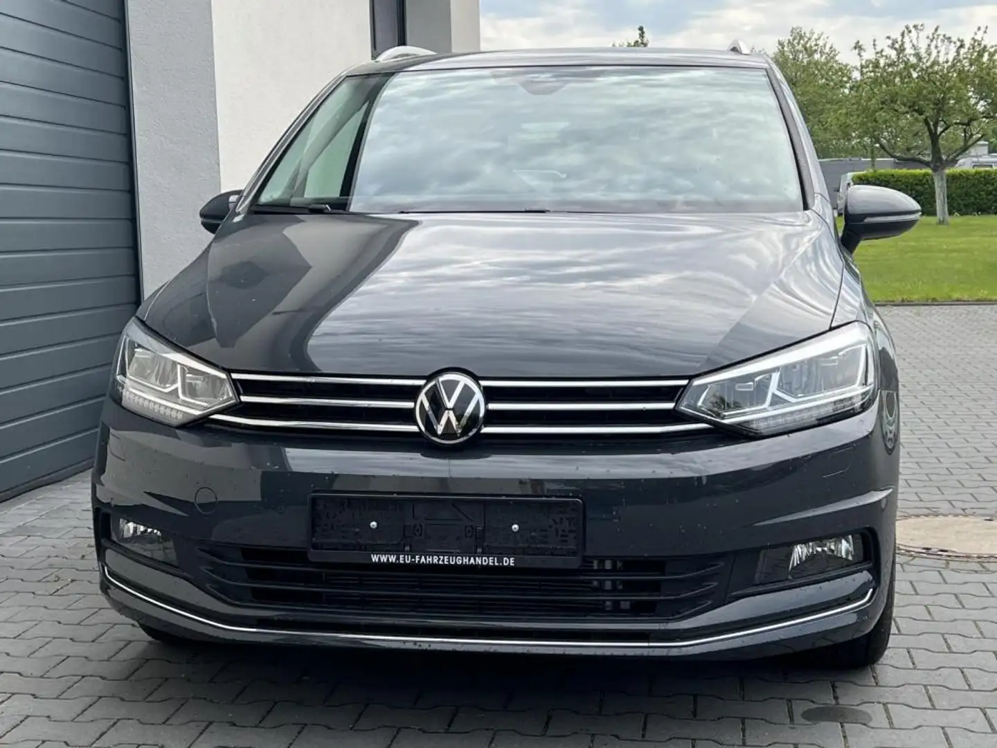 Volkswagen Touran R-Line 1,5 TSI DSG 110KW Navigation 110 kW (150... - 2