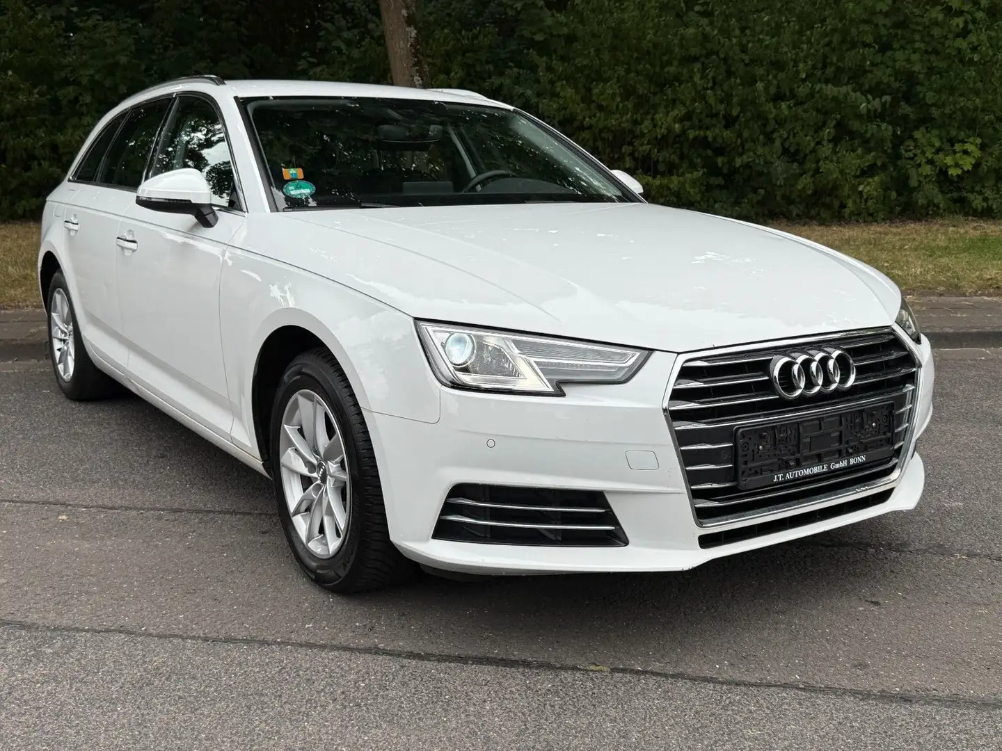 Audi A4 Avant design,Auto,Navi,E6,LED Weiß - 1