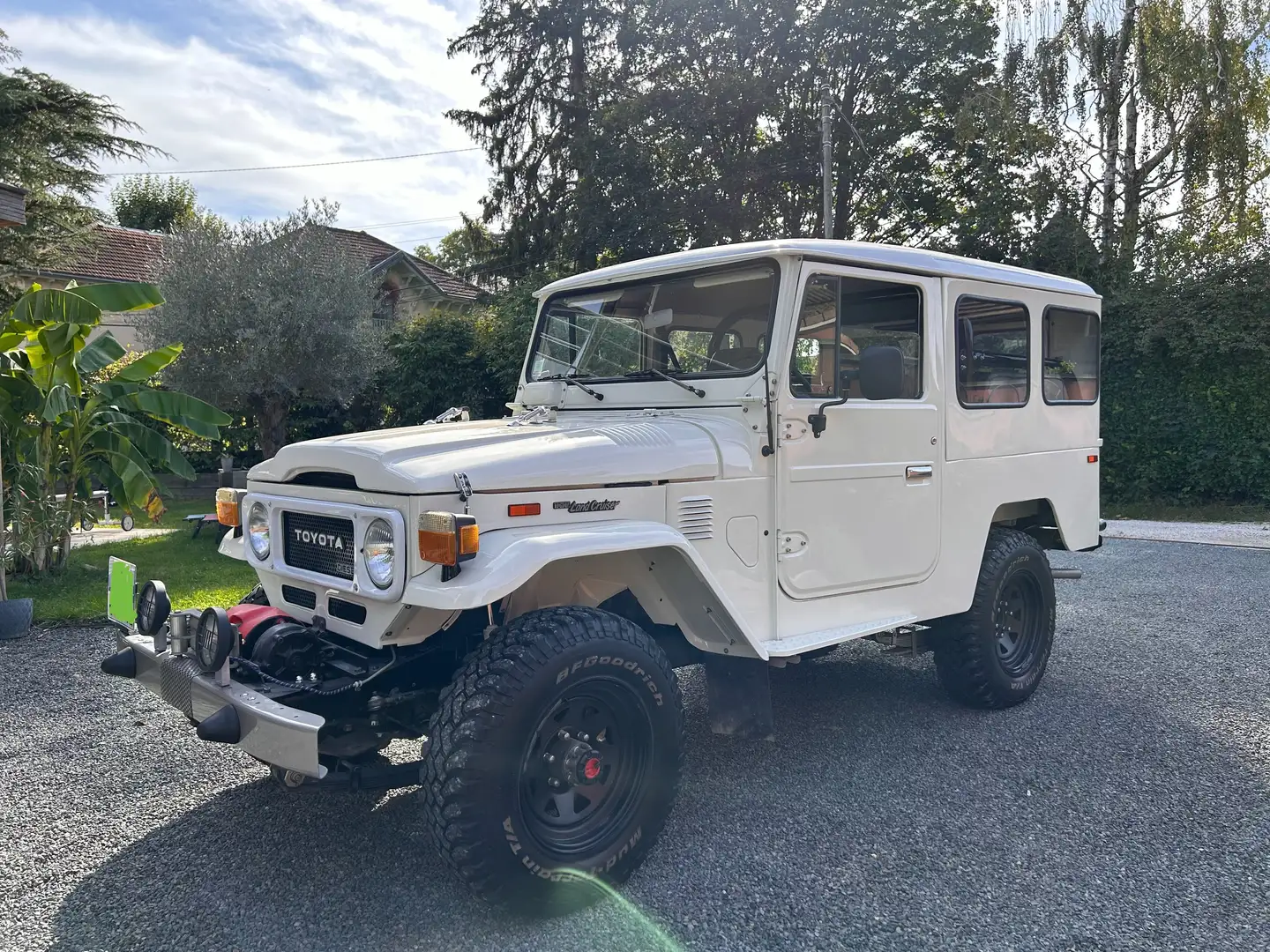 Toyota Land Cruiser BJ46 Beige - 1