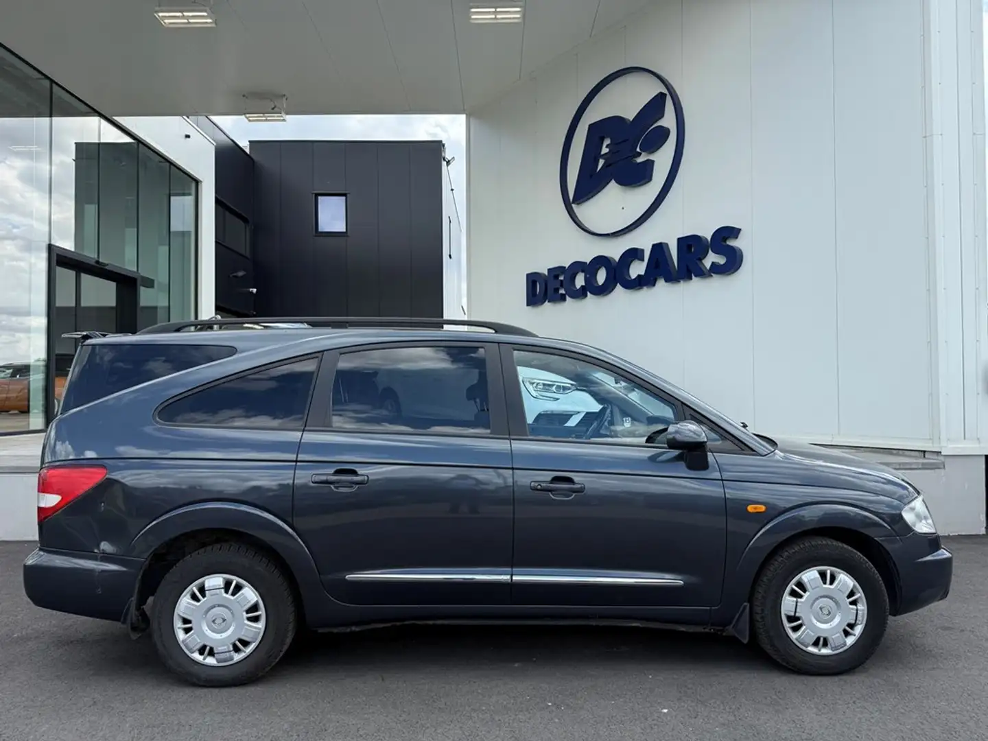 SsangYong Rodius ** Lichte vracht Bleu - 2