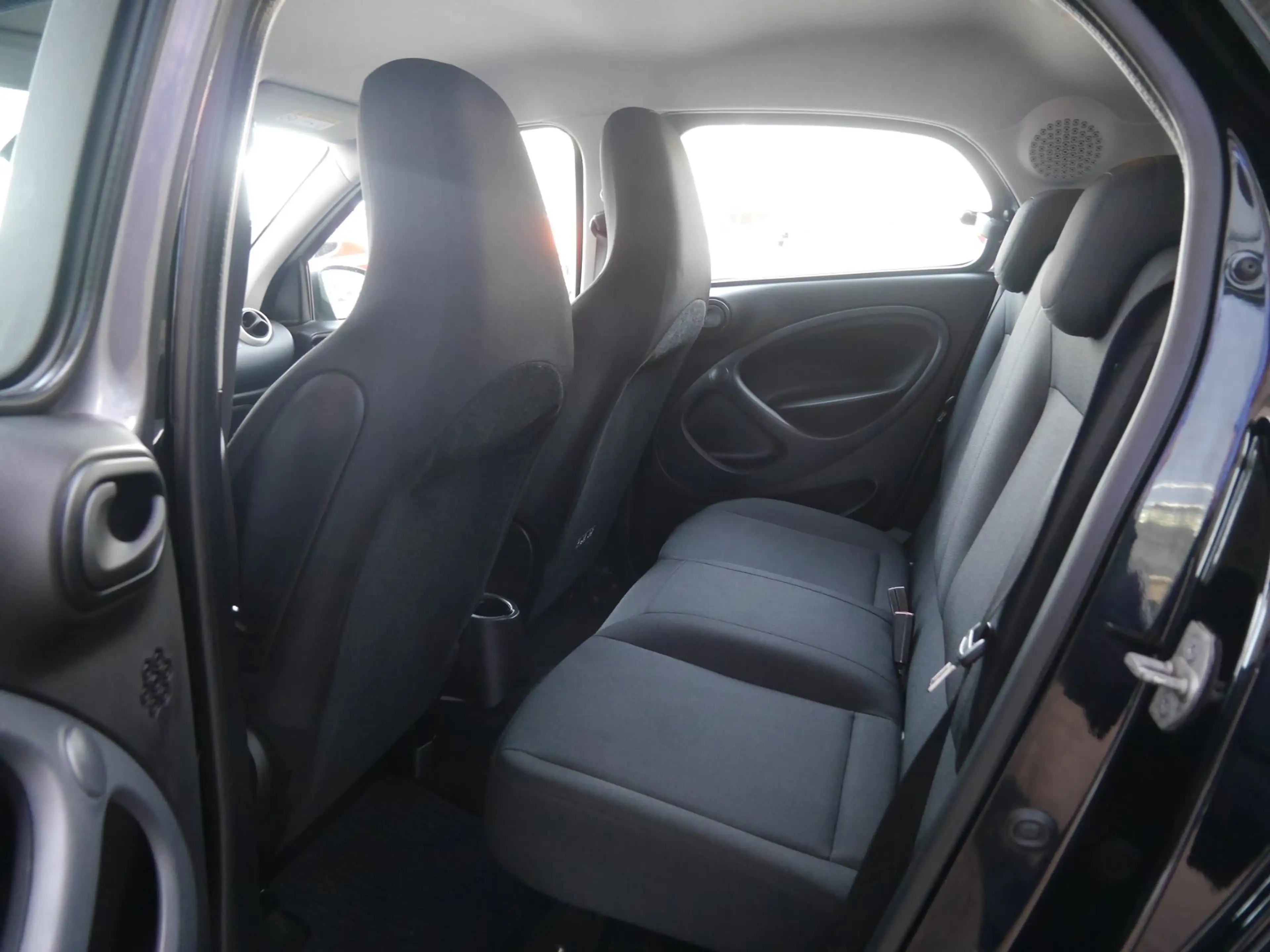 smart forFour 1.0 Business Solution | Cruise control | Climate c — photo 10