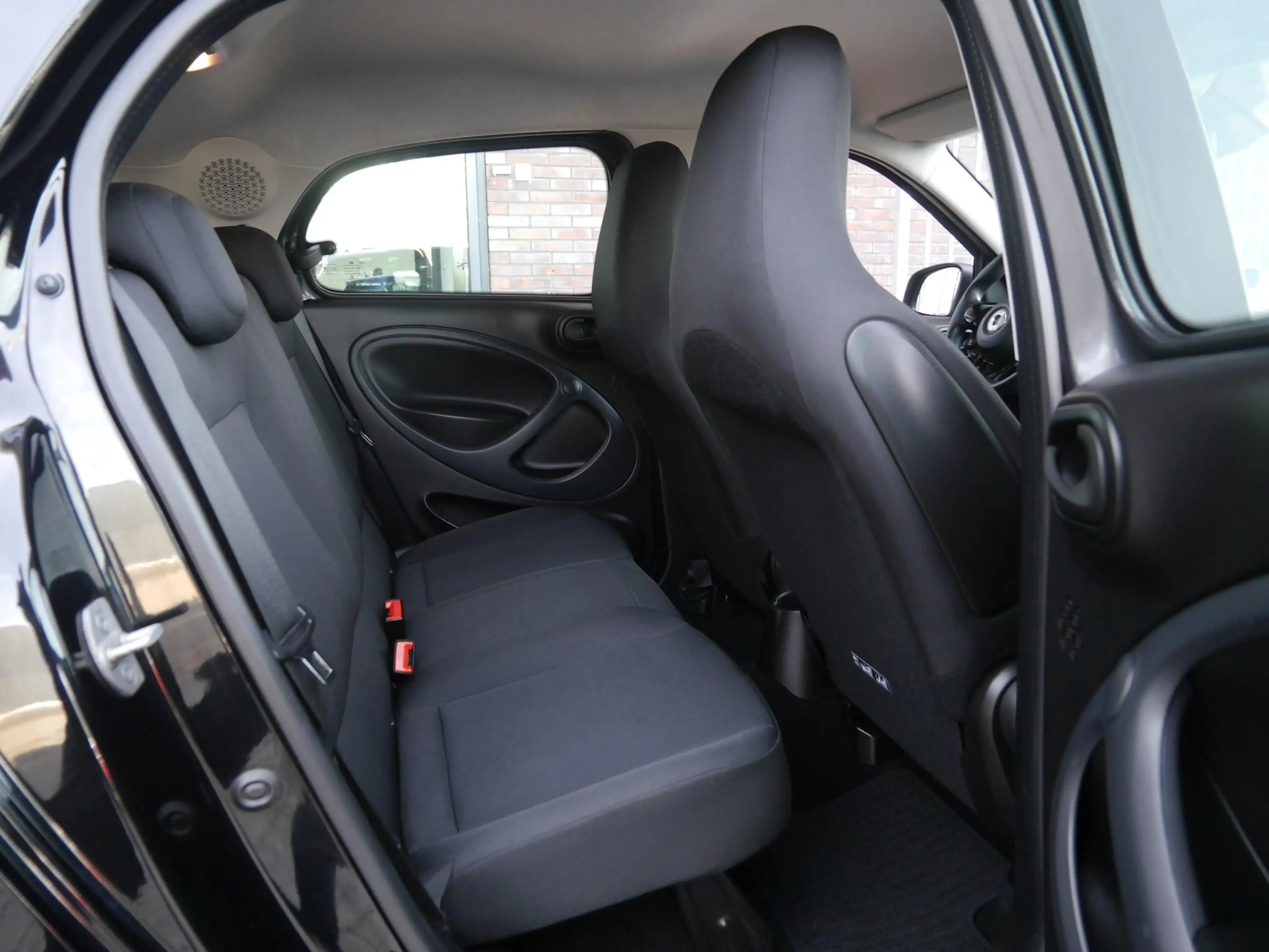 smart forFour 1.0 Business Solution | Cruise control | Climate c — photo 12