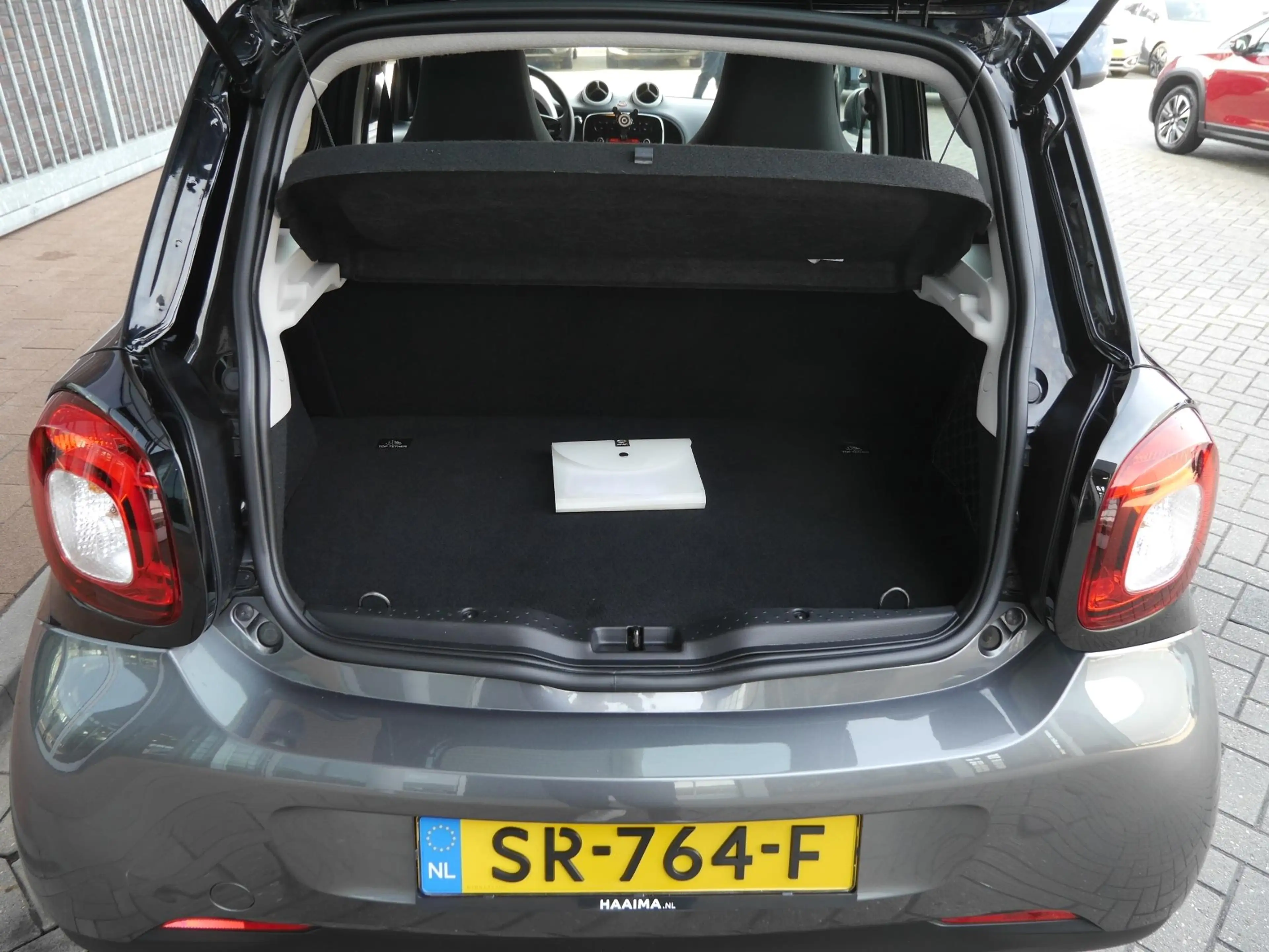 smart forFour 1.0 Business Solution | Cruise control | Climate c — photo 11