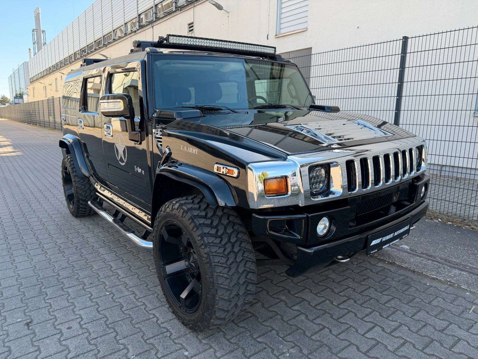 Second hand Hummer H2 6.2