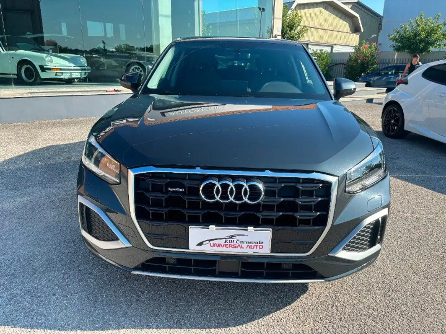 Audi Q2 Q2 35 TDI quattro S tronic Admired Advanced Gris - 2
