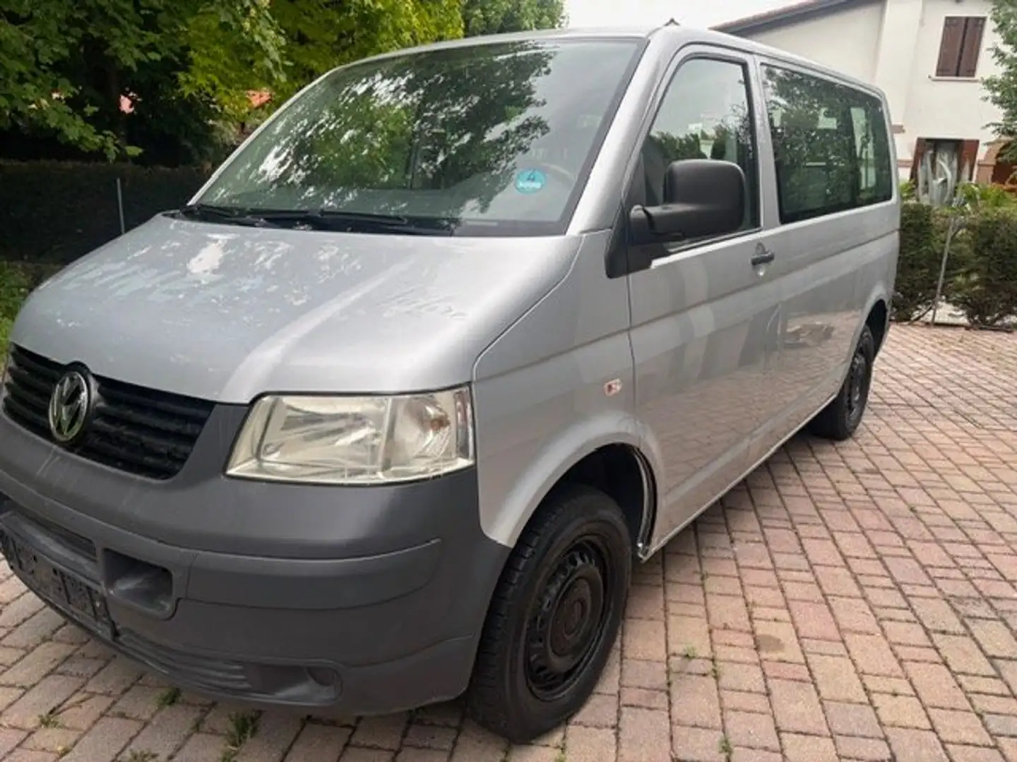Volkswagen T5 Multivan 2.5 tdi Comfortline climatronic 130cv 9 posti Zilver - 1