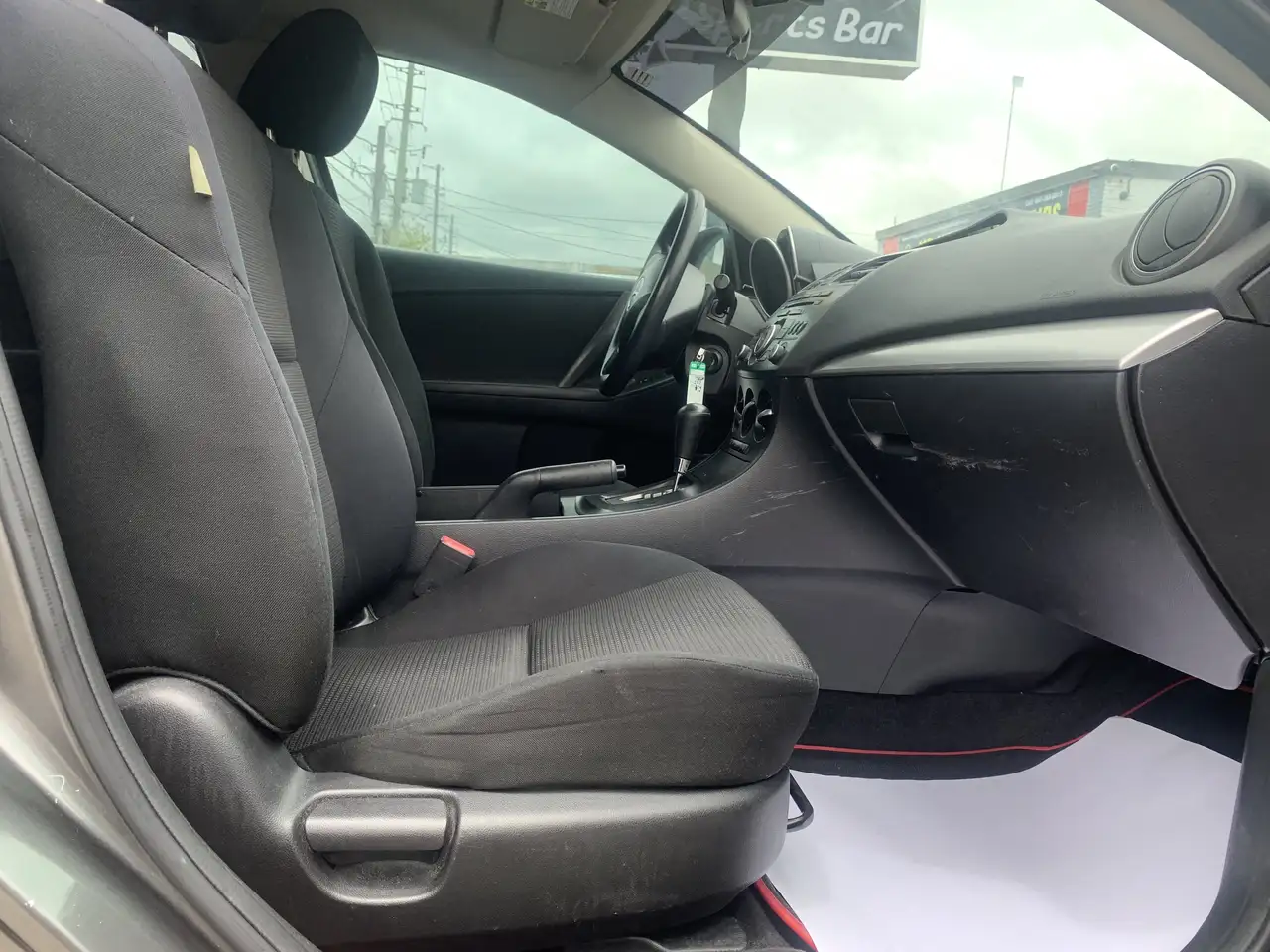 Mazda 3 снимка Mazda 3