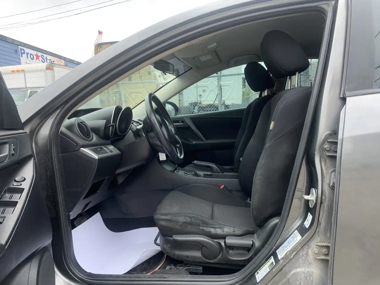 Mazda 3 снимка Mazda 3